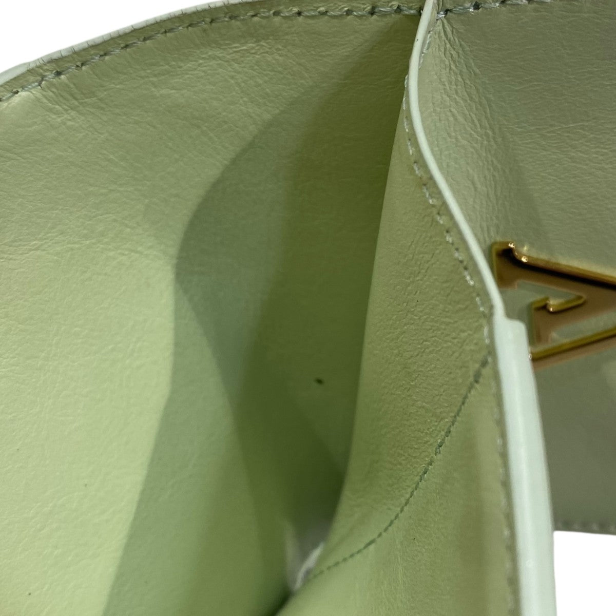 トリヨン ポルトフォイユカプシーヌ XS3つ折り財布M81528