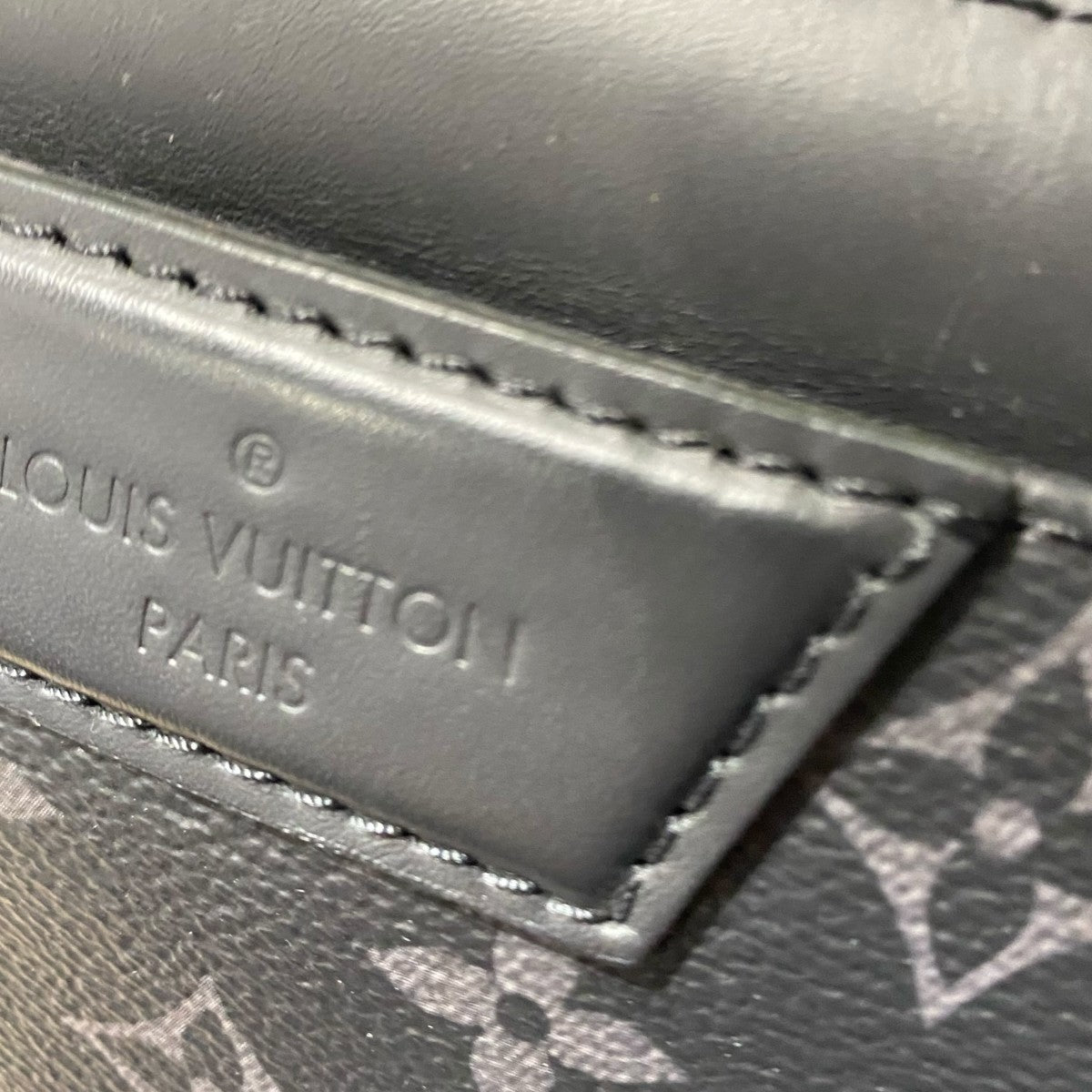 LOUIS VUITTON モノグラム エクリプス ディスカバリーバックパックM22545 古着・中古-7枚目のアイテム画像