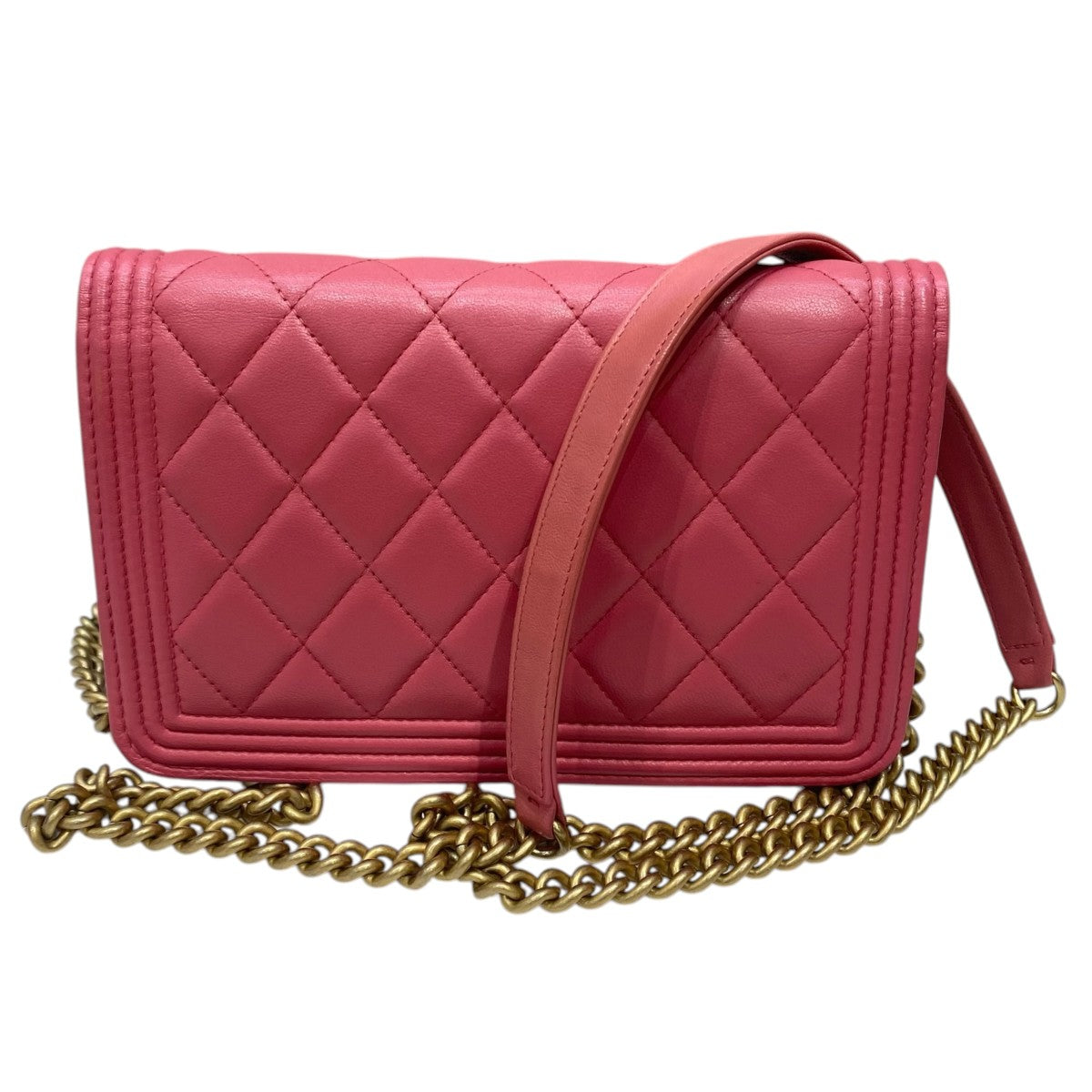 チェーンウォレット ピンク CHANEL(シャネル) ボーイシャネル チェーンウォレット 2802**** ピンク