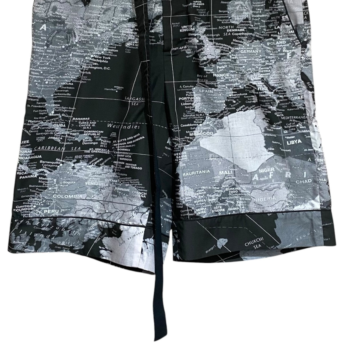 sacai WORLD MAP SHORT PANTS20-02303M 古着・中古-4枚目のアイテム画像