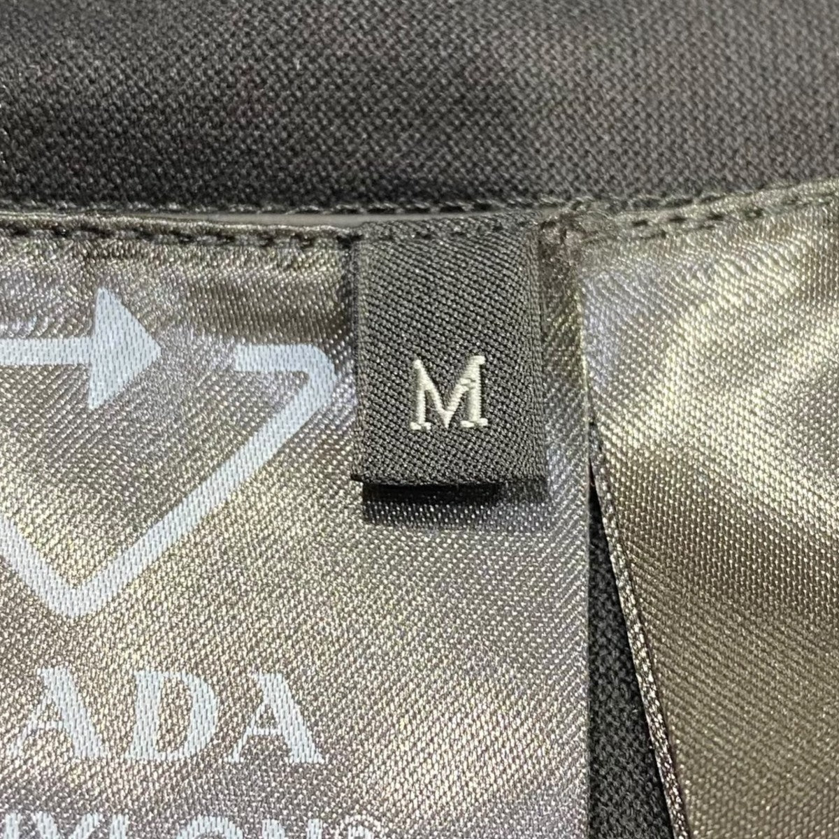 PRADA Re NylonジップポロシャツUJN903 古着・中古-5枚目のアイテム画像