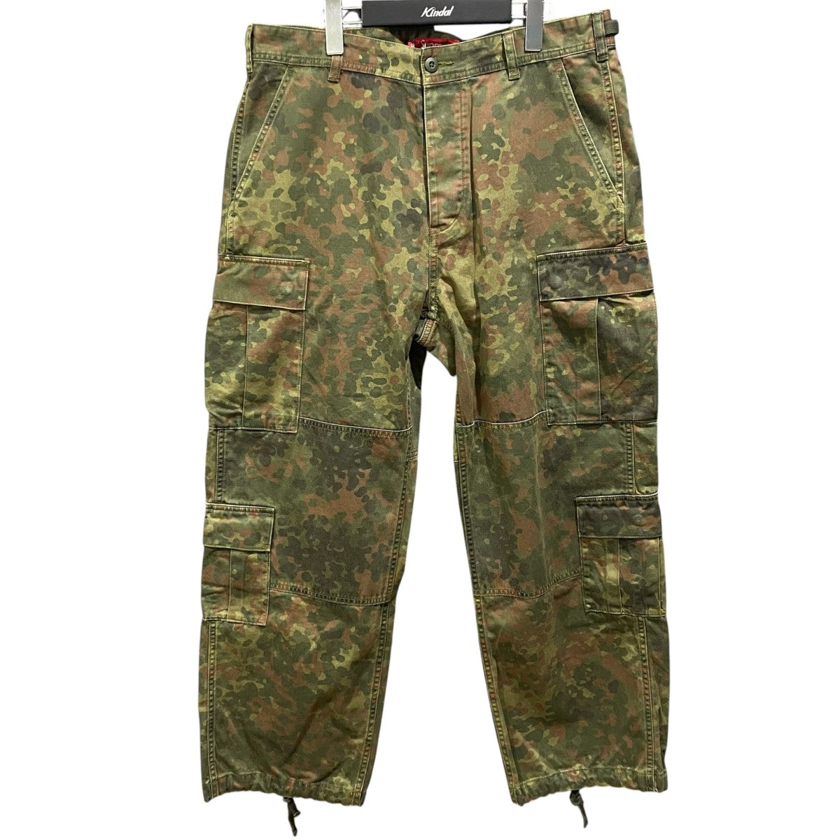 Supreme カモ柄カーゴパンツ 古着・中古-1枚目のアイテム画像