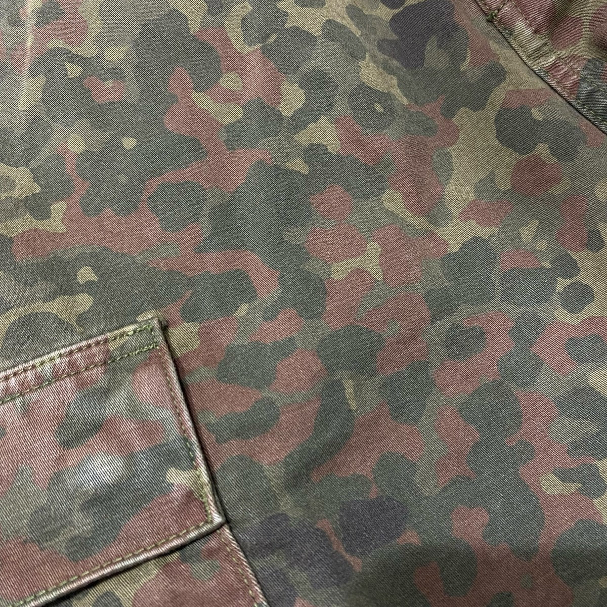 Supreme カモ柄カーゴパンツ 古着・中古-8枚目のアイテム画像