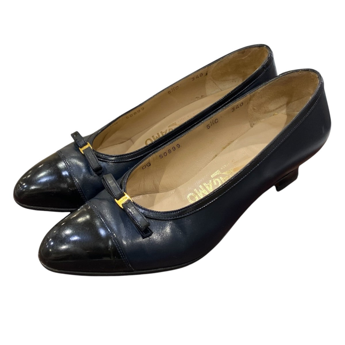 Salvatore Ferragamo ローヒールパンプスDQ50899 古着・中古-1枚目のアイテム画像