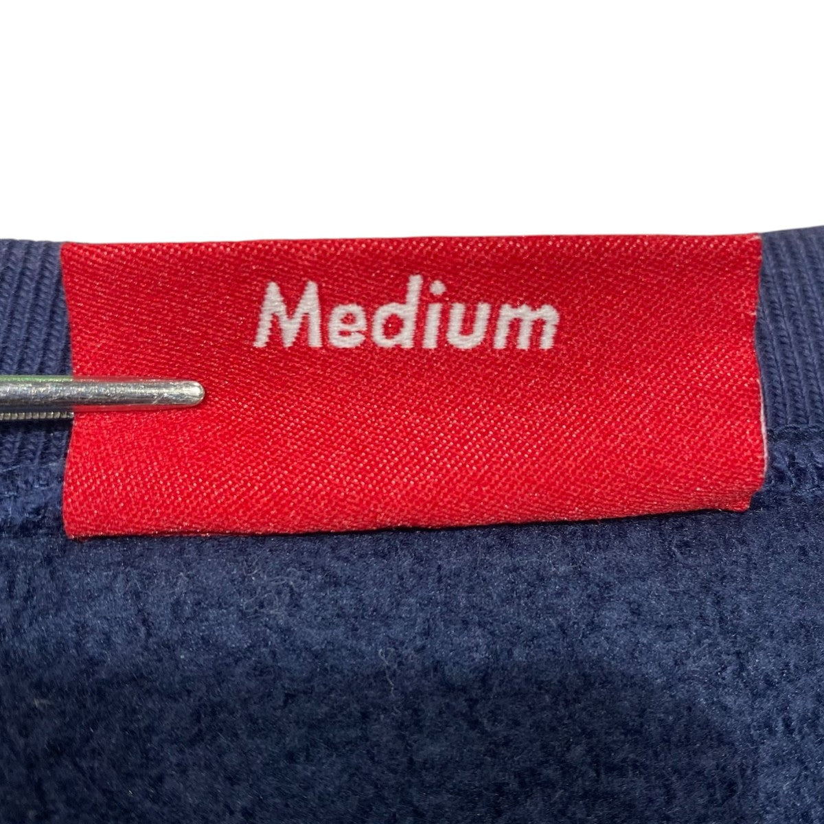 25SSWashed Box Logo Crewneck