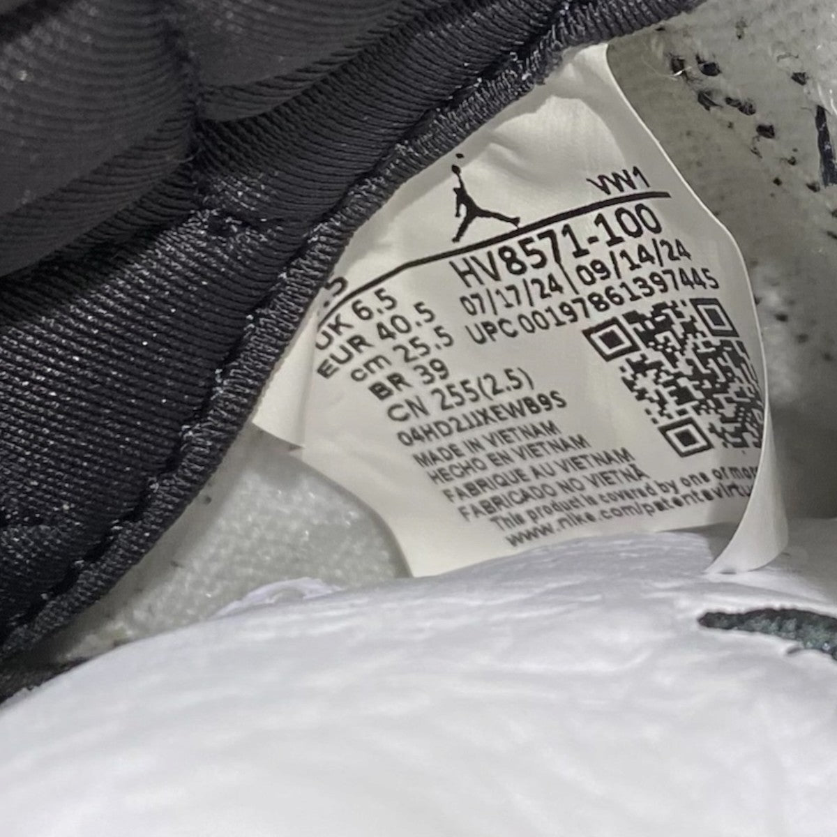 AIR JORDAN 3 RETRO OG SPHV8571-100