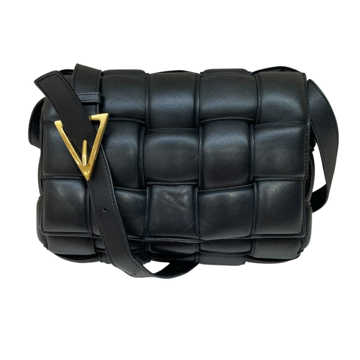 BOTTEGA VENETA マキシイントレチャート パデットカセット ショルダーバッグ 古着・中古-2枚目のアイテム画像