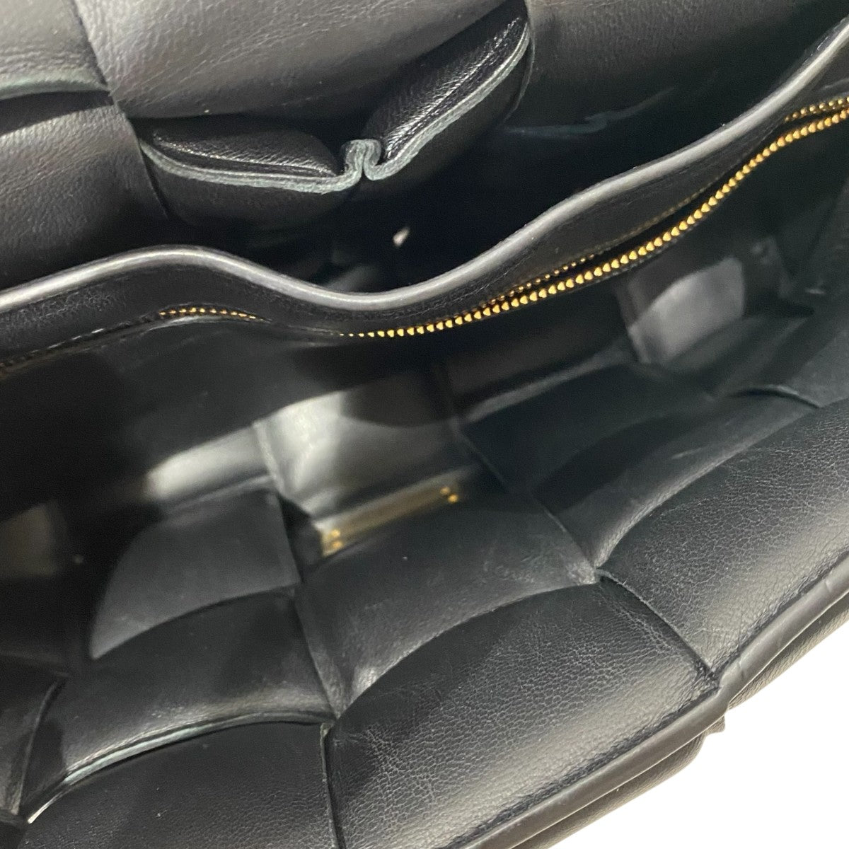BOTTEGA VENETA マキシイントレチャート パデットカセット ショルダーバッグ 古着・中古-5枚目のアイテム画像