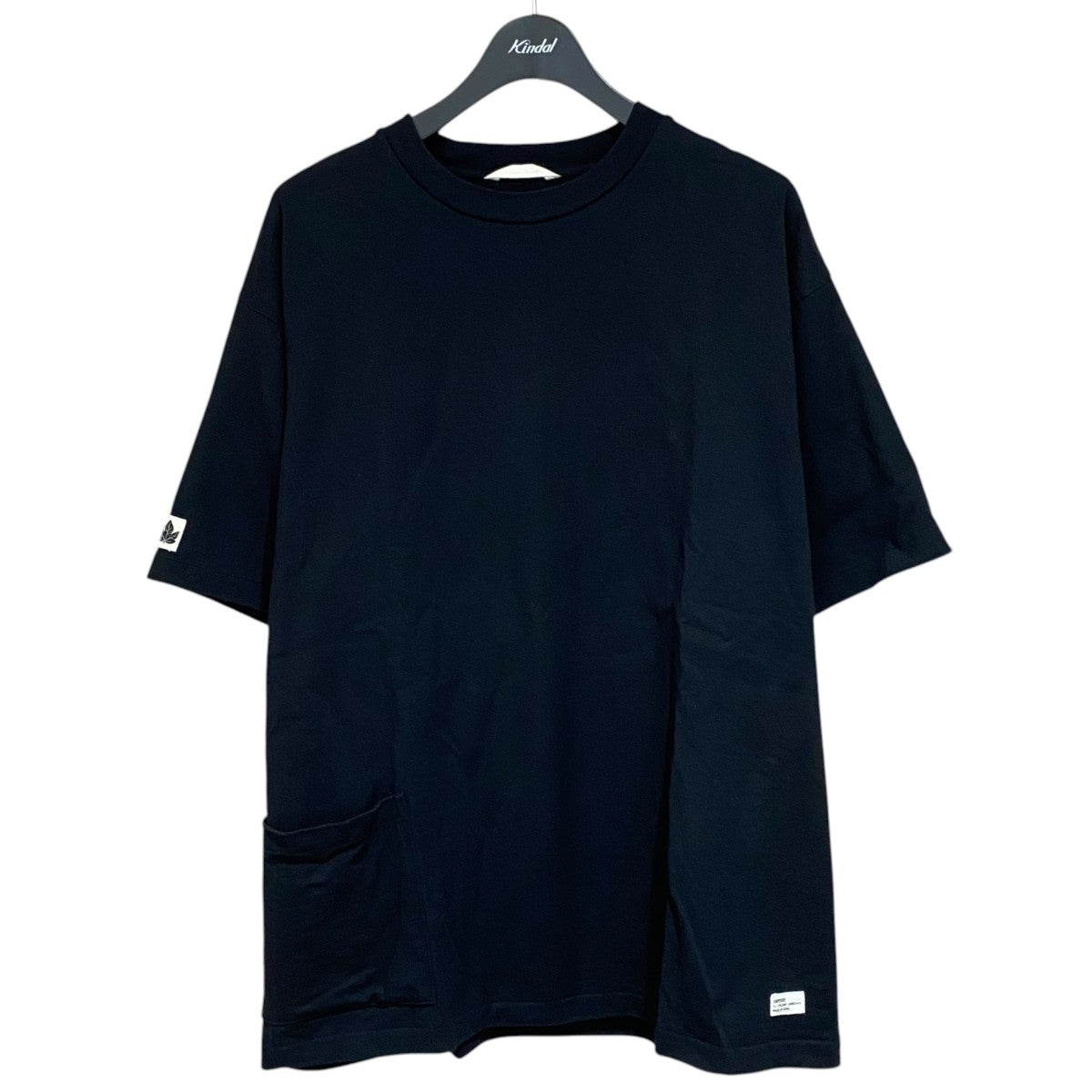 ポケット付きTシャツ