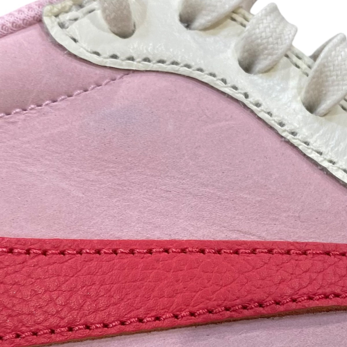 Air Jordan 1 Retro Low OGスニーカーIQ7604-101
