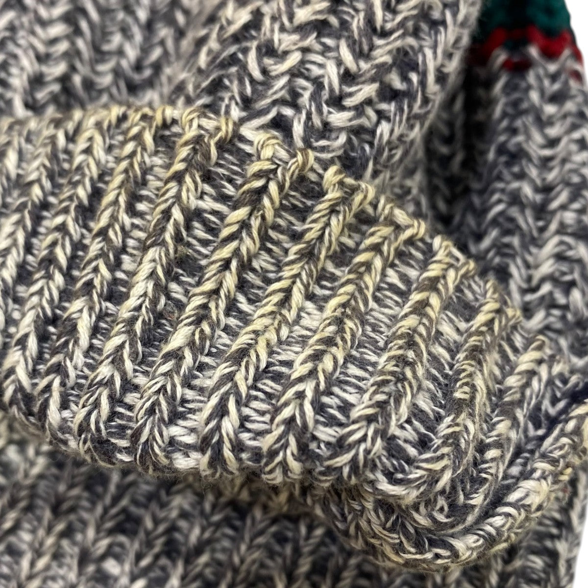 RIB CREWNECK SWEATER