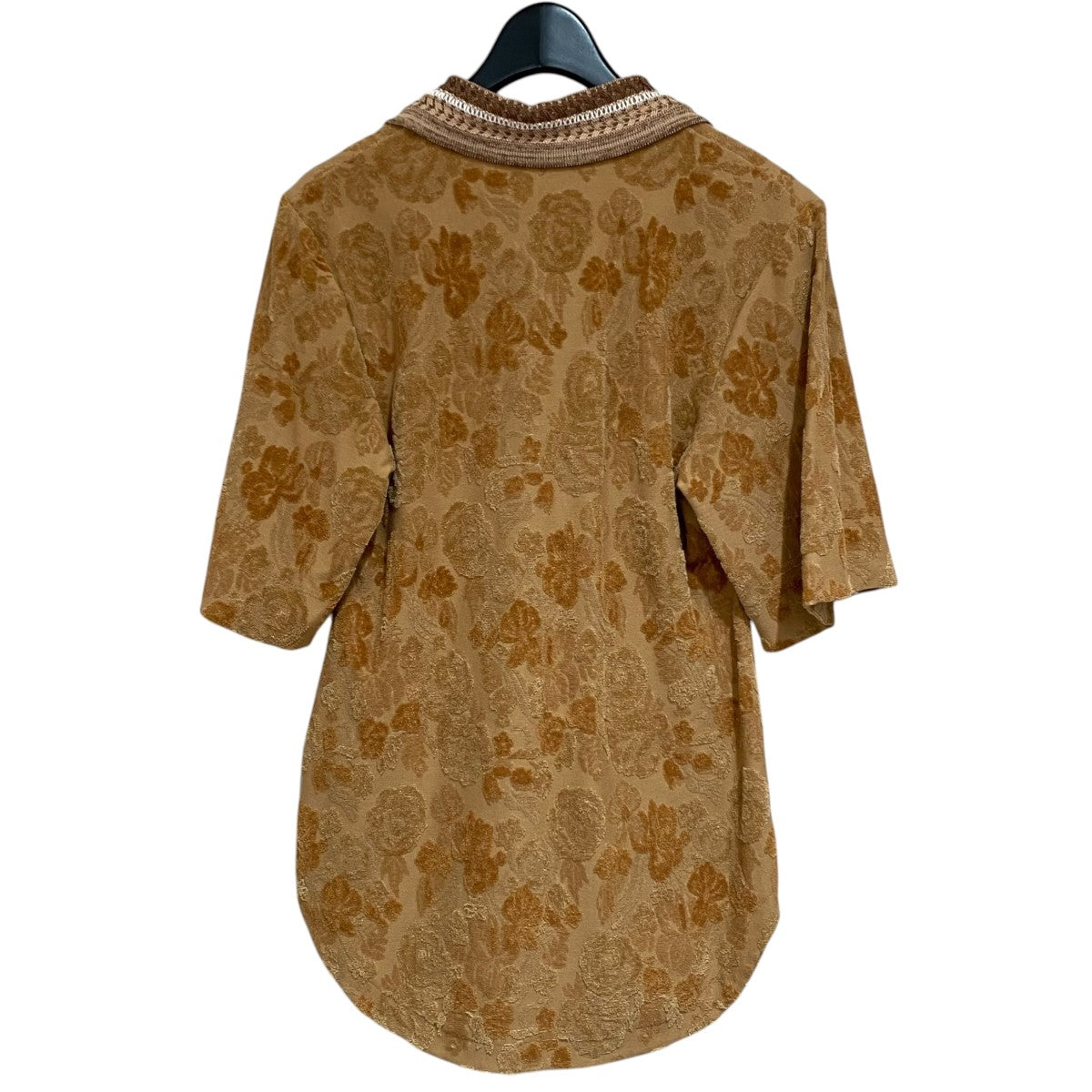 mame kurogouchi ポロシャツ Flowered Velour Jacquard Polo ShirtMM22SS-JS006 古着・中古-2枚目のアイテム画像