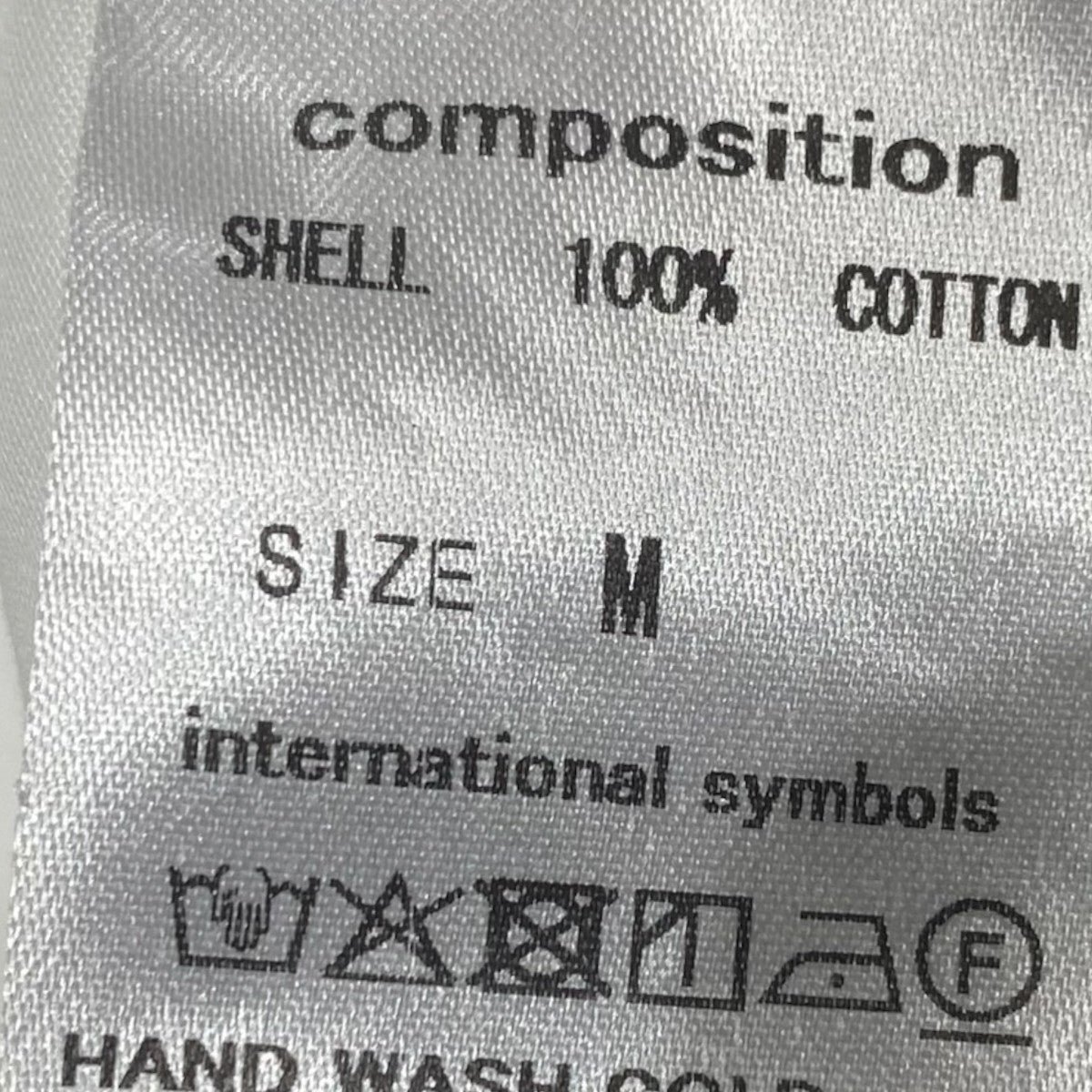 半袖シャツ