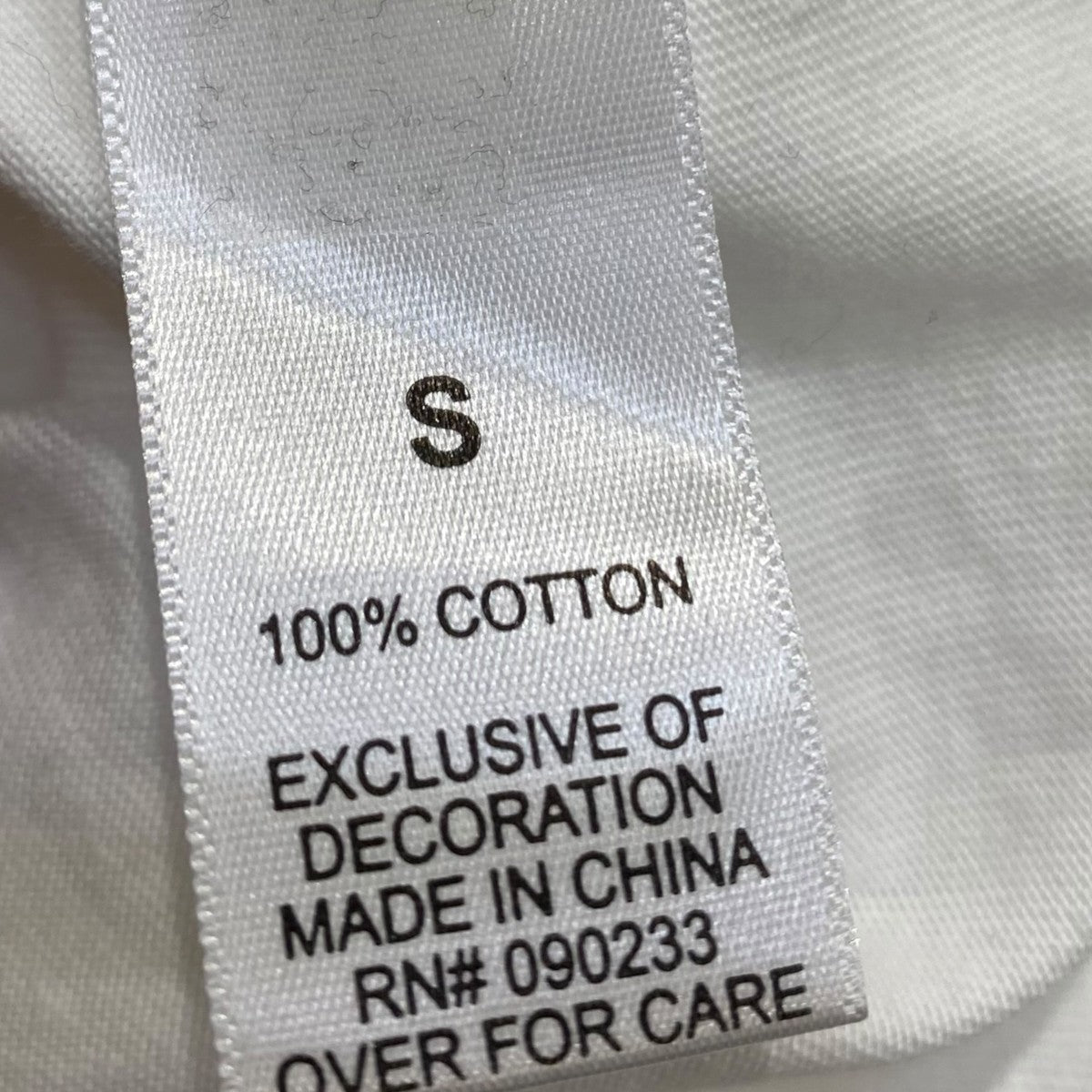 ロゴTシャツ