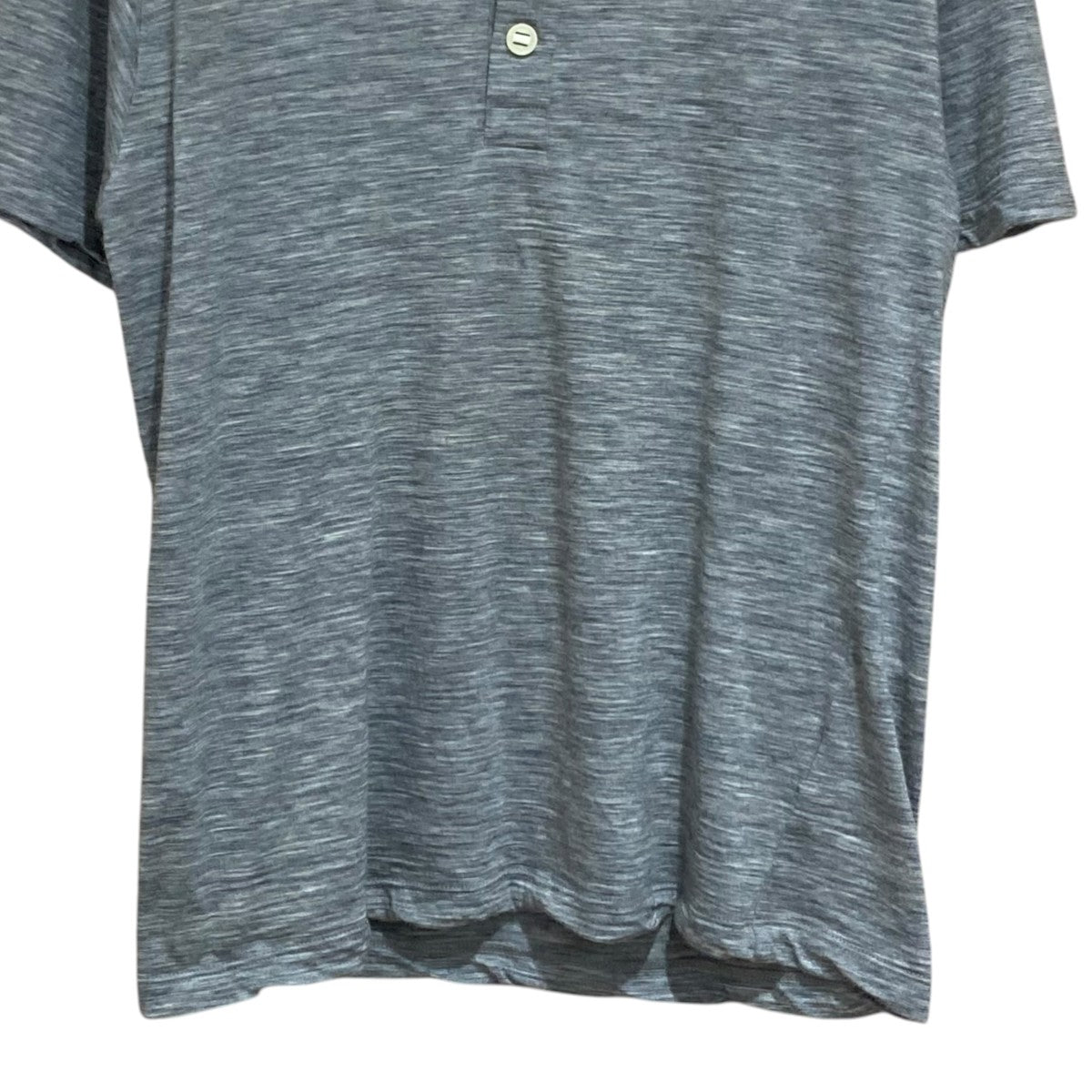 ヘンリーネックTシャツ