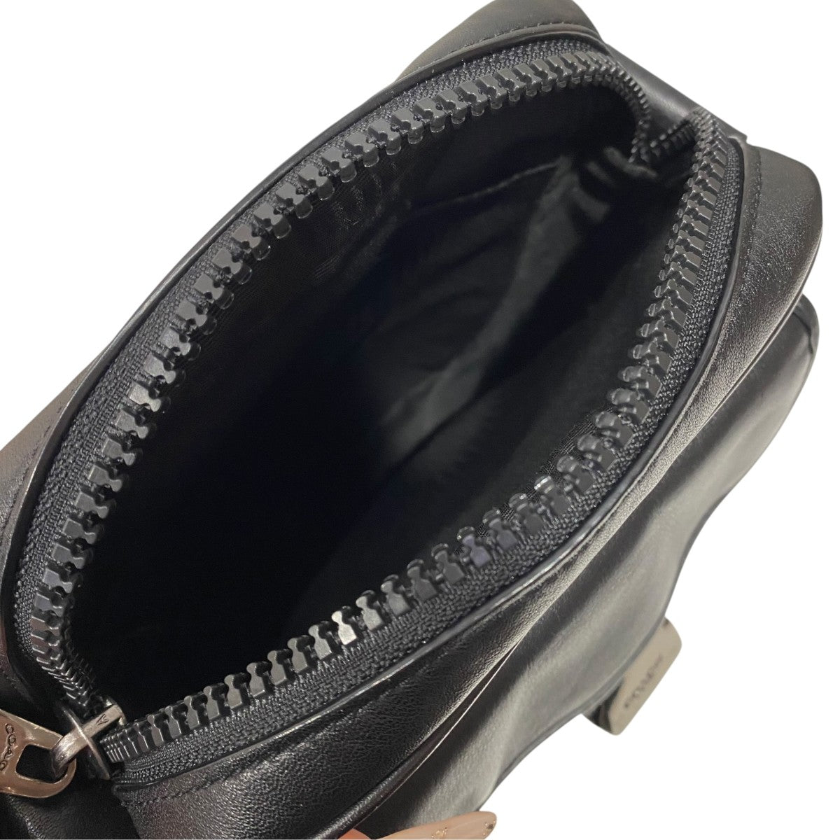 COACH パンチングショルダーバッグ 古着・中古-4枚目のアイテム画像
