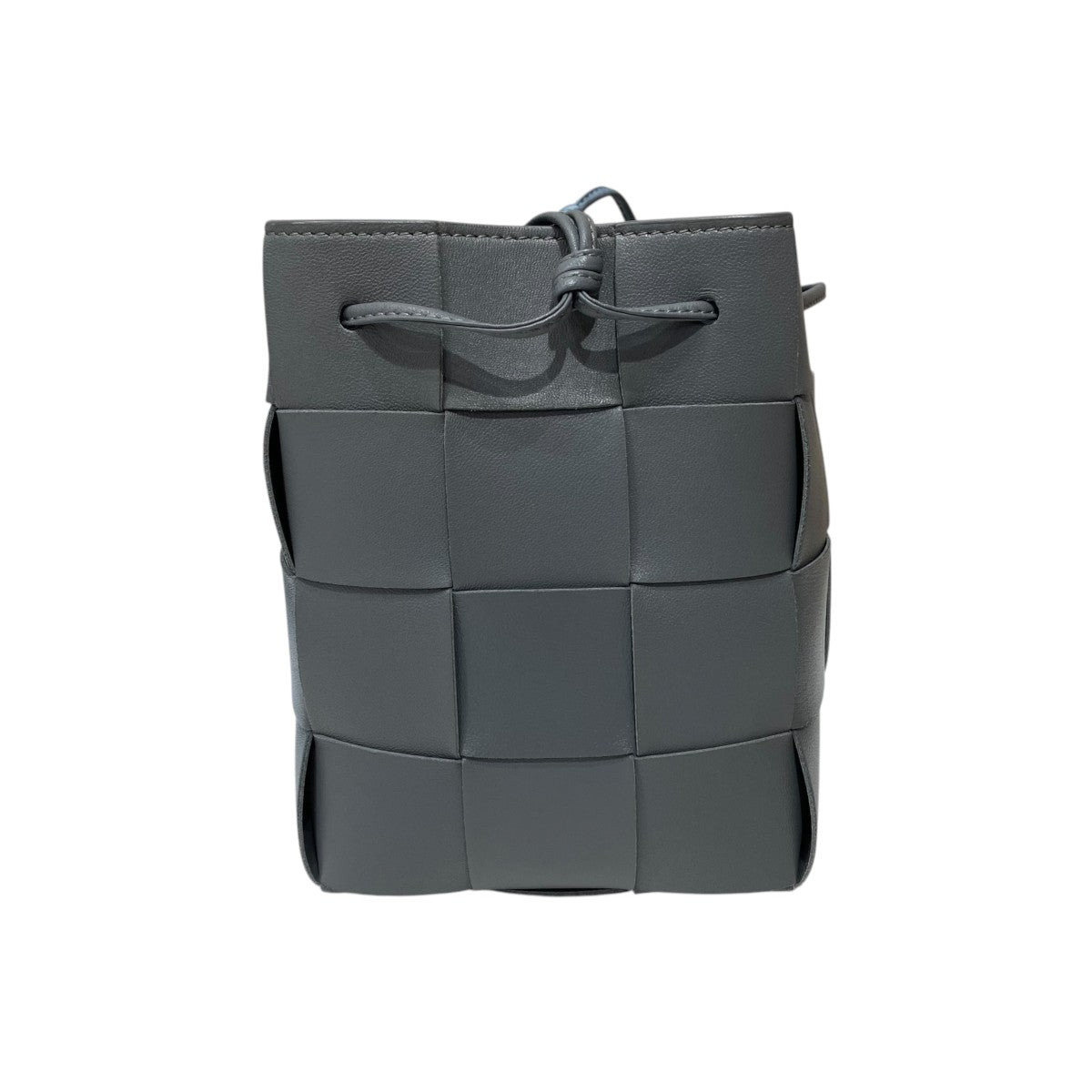 BOTTEGA VENETA SMALL CASSETTE Bucket Bag 古着・中古-2枚目のアイテム画像