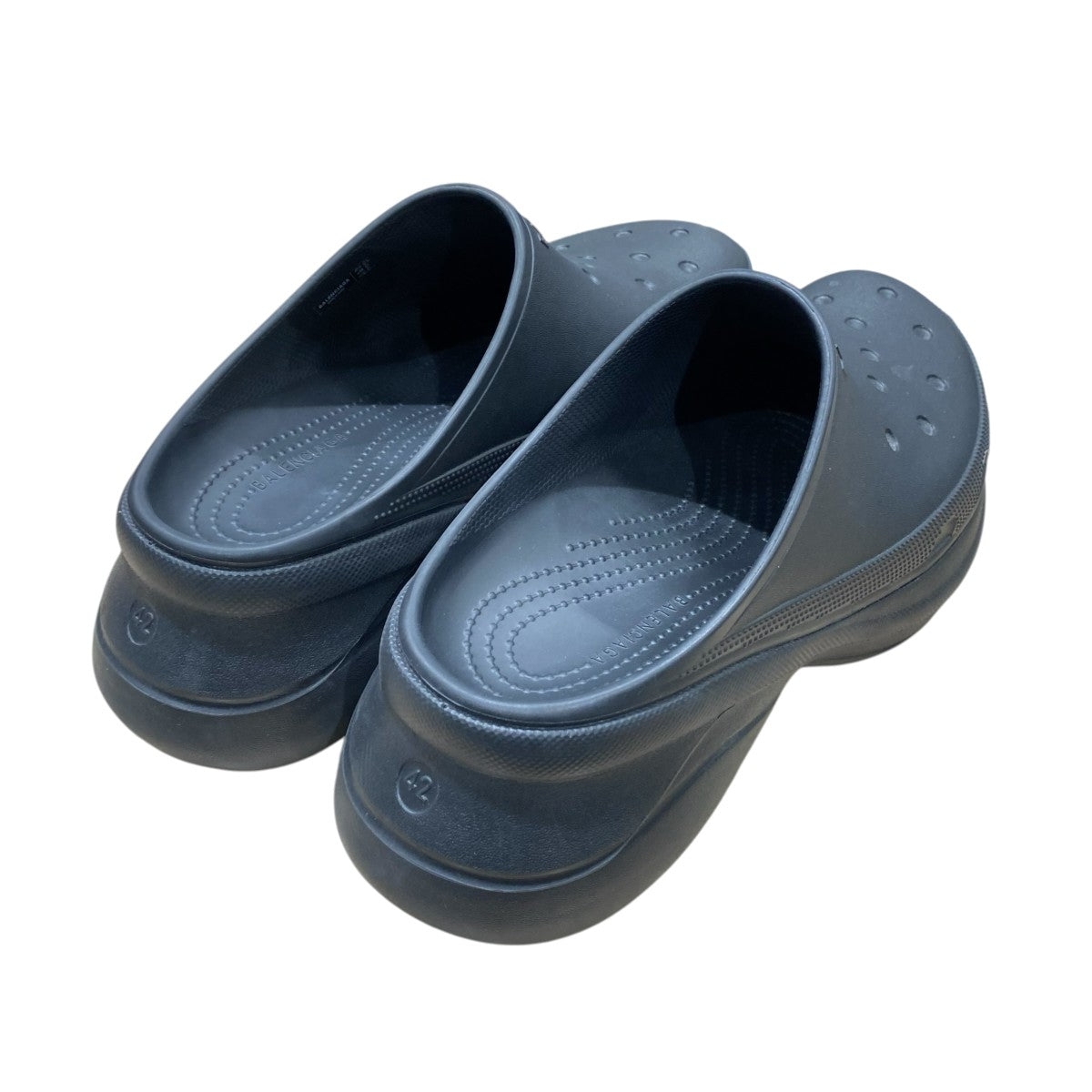 BALENCIAGA×crocs POOLラバーサンダル ブラック サイズ 42｜【公式