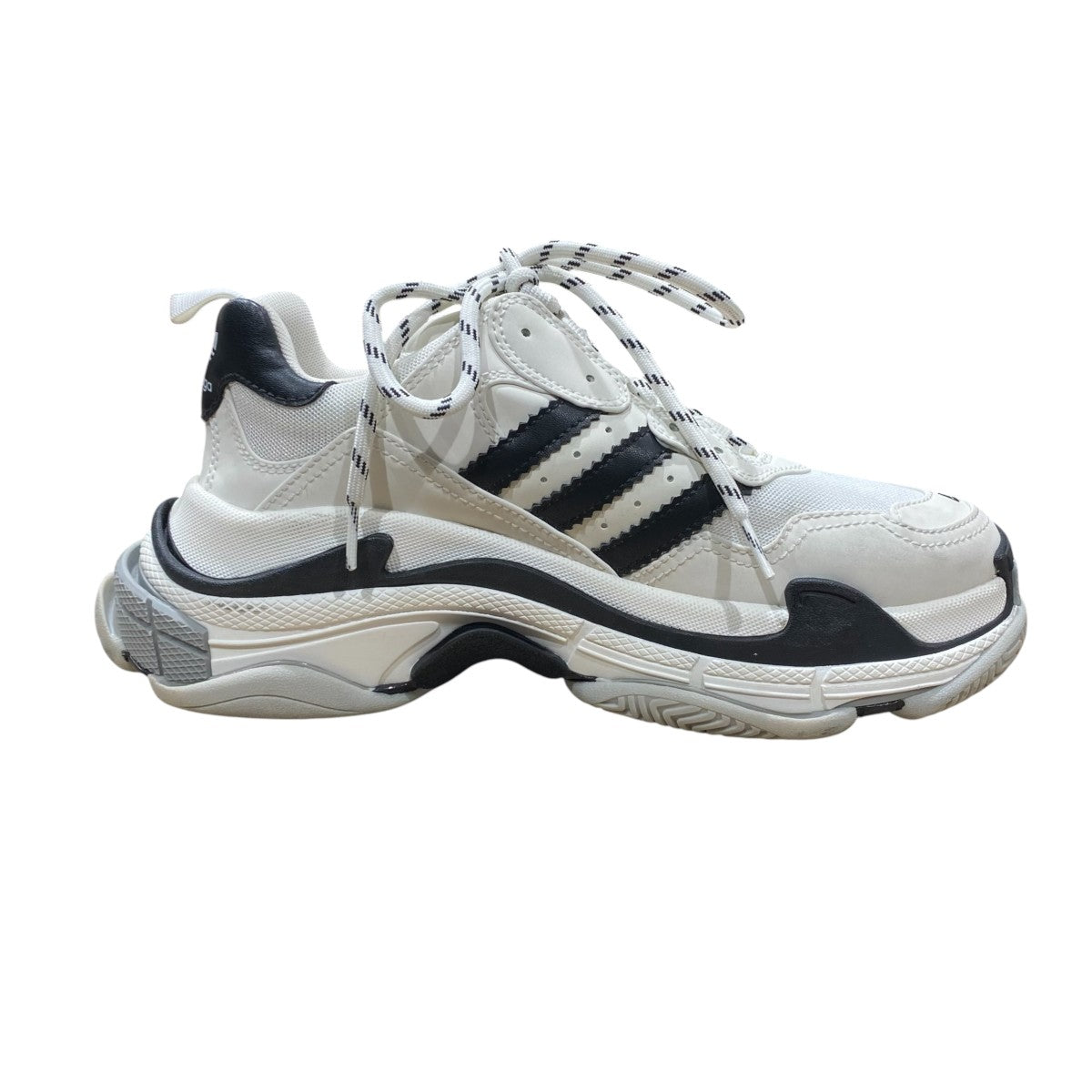 Triple S712821