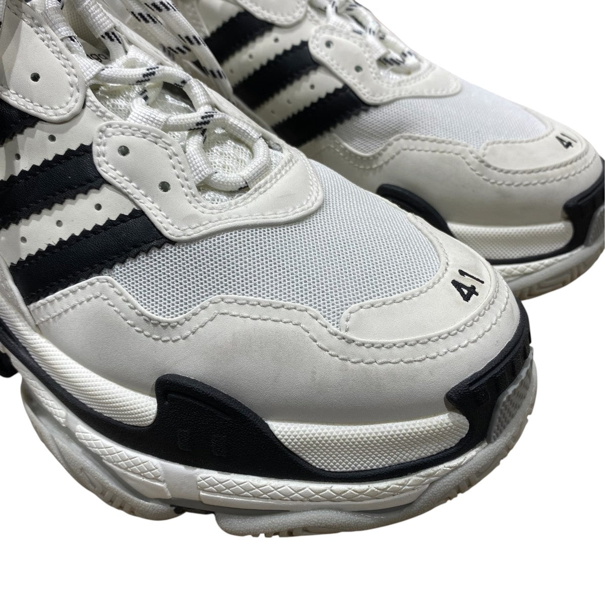 Triple S712821