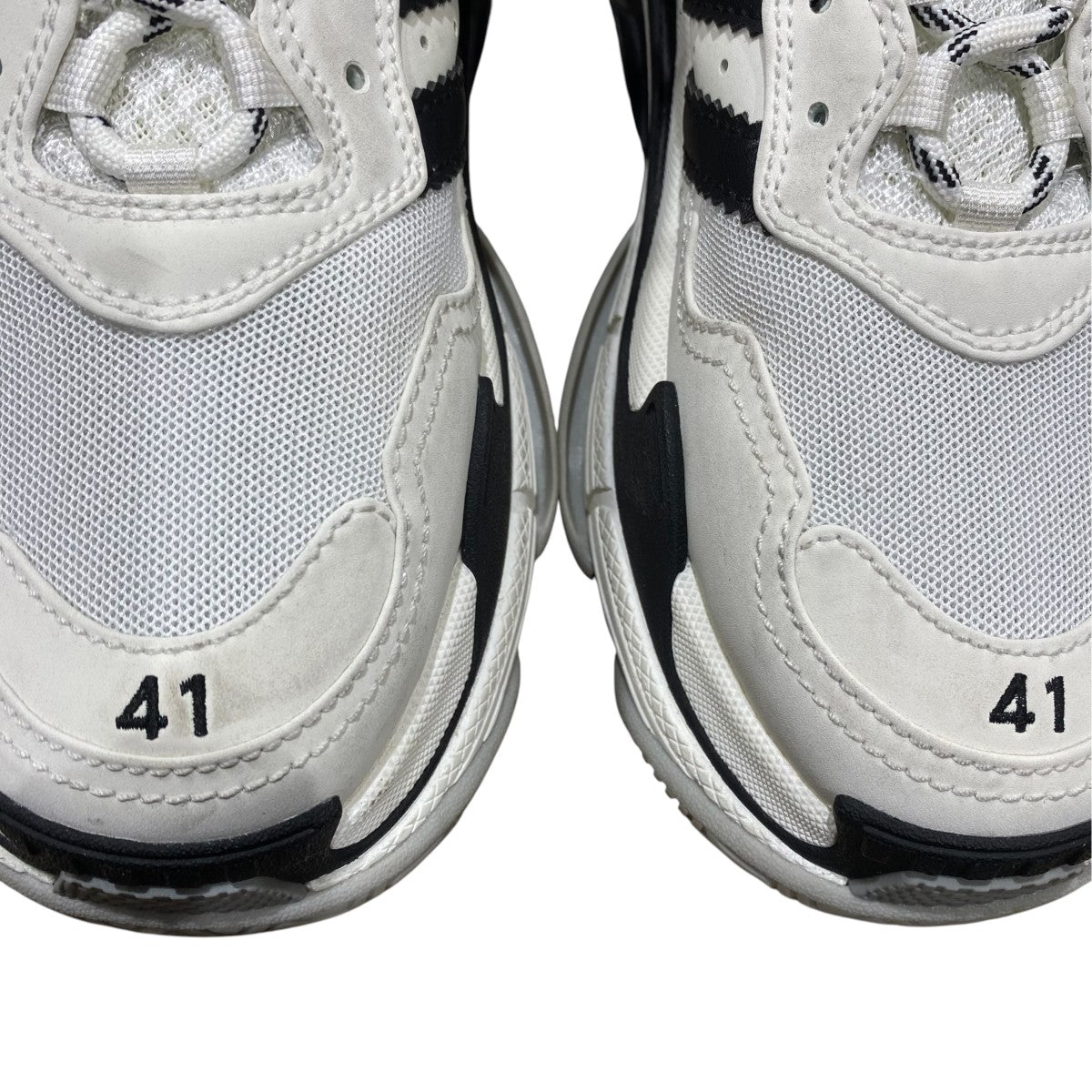 Triple S712821