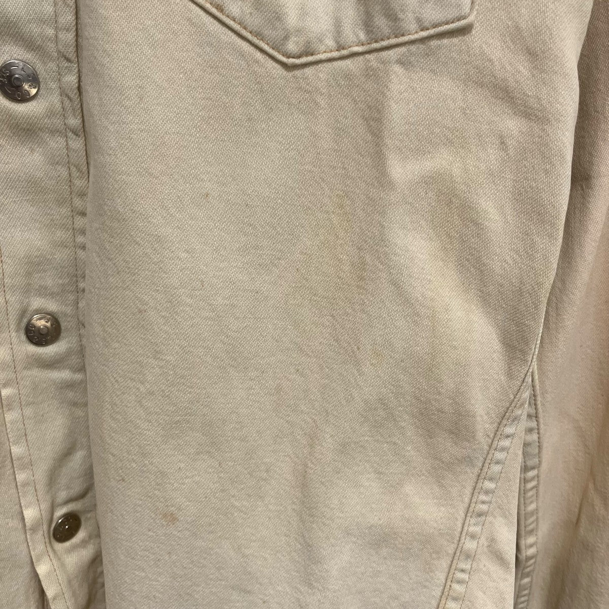 「50’S 復刻 LEVI’S VINTAGE CLOTHING 初期モデル シェルボタン」長袖シャツ