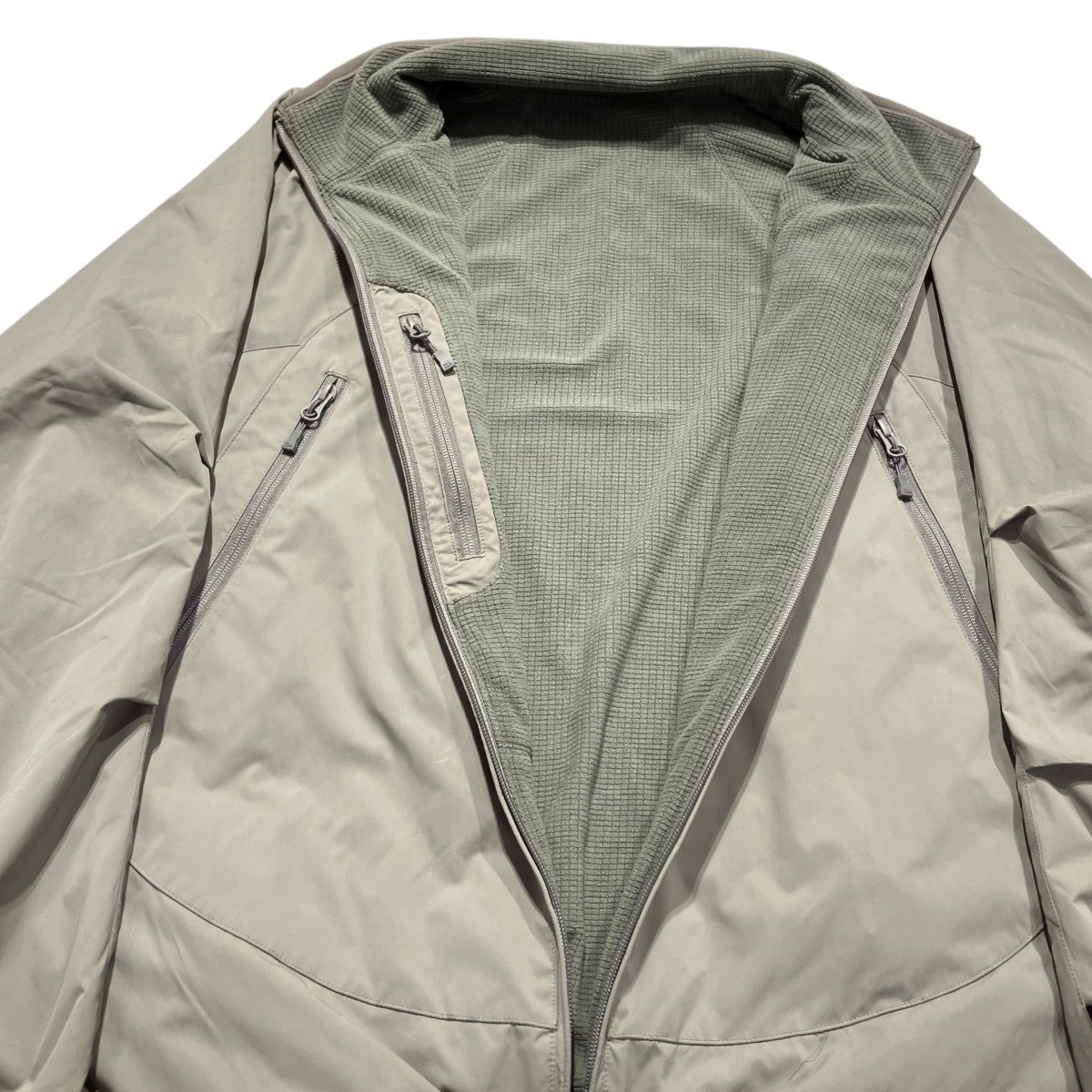 「REVERSIBLE MIL ECWCS STAND JACKET」リバーシブルジャケットBE 61023W