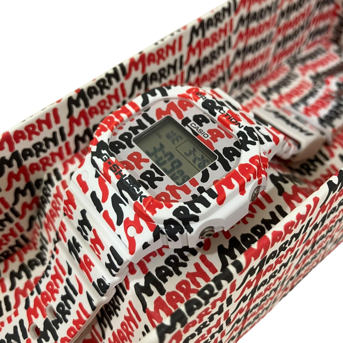 MARNI×CASIO 「× G-SHOCK」腕時計GMDS5610MA 古着・中古-2枚目のアイテム画像