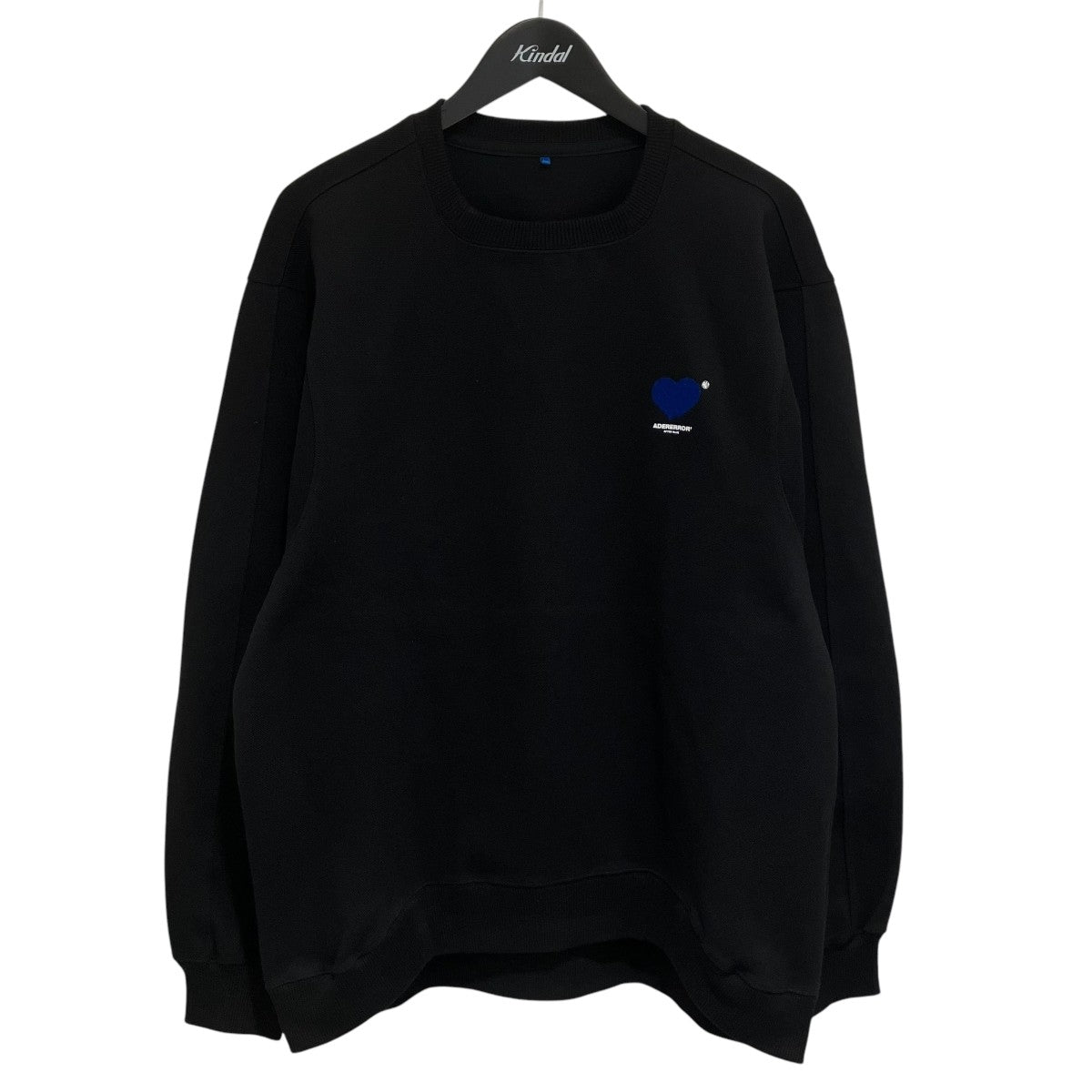 ADER ERROR 刺繍ロゴ入り黒スウェット