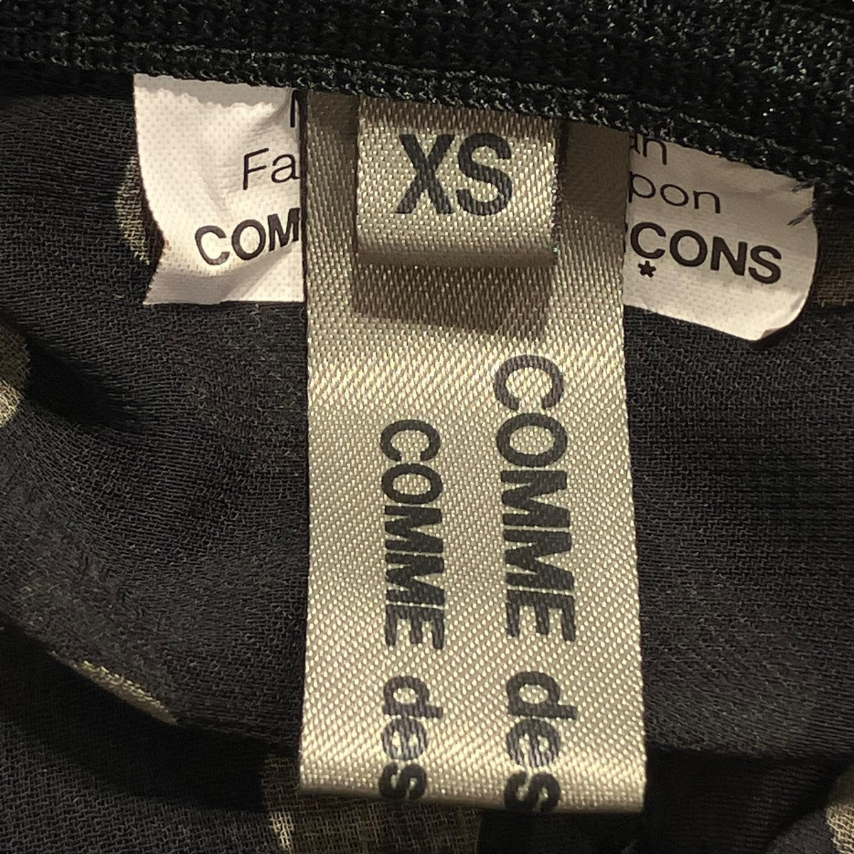 【美品】希少ブラックコムデギャルソン スカラップ 丸襟ブラウス もくもくスリーブ COMME des GARCONS COMME des GARCONS - COMME des GARCONS