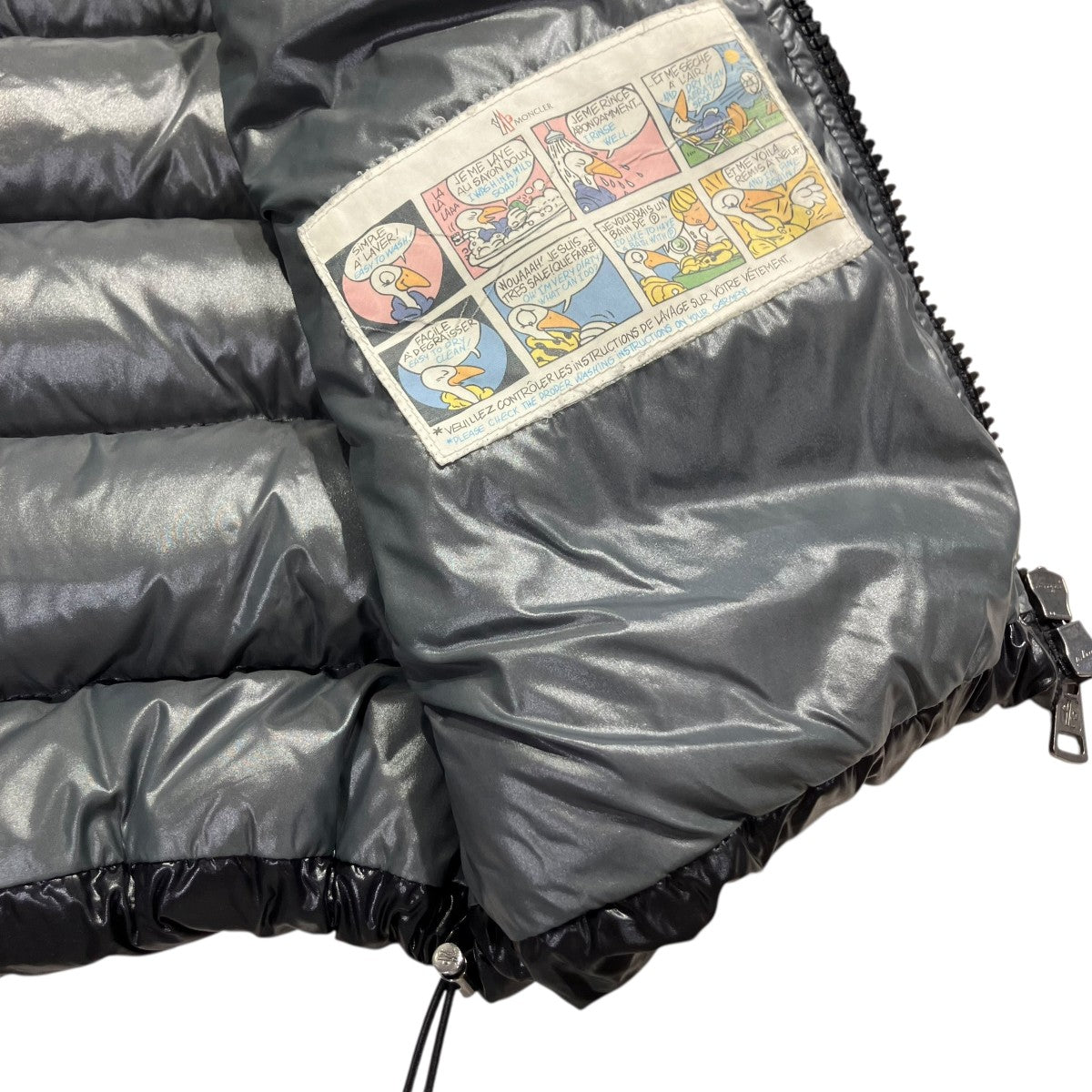 MONCLER ダウンジャケット　メンズ サイズ1 Sサイズ　AUBERT MONCLER(モンクレール) AUBERT GIUBBOTTOダウンジャケット112-091