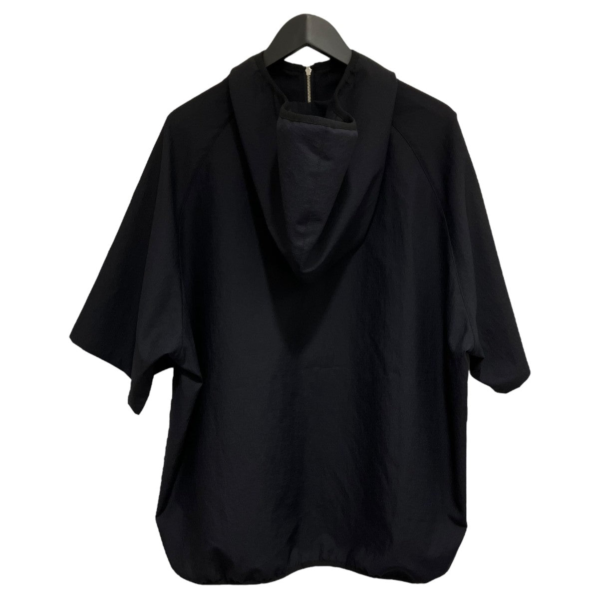 URU(ウル) 「Half zip S S parka」半袖パーカー25SPE03 25SPE03