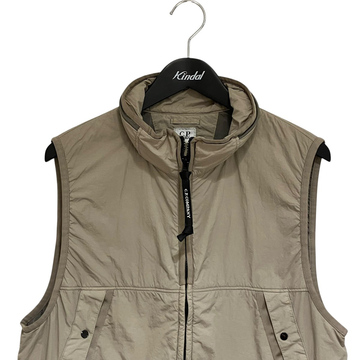 C．P COMPANY(シーピーカンパニー) G．D．P プリマロフトベスト