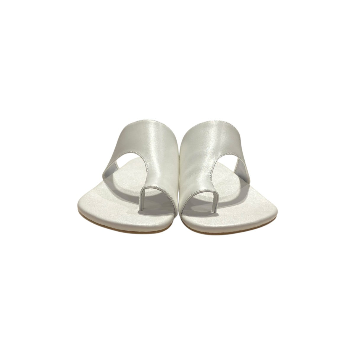 【新品】 TODAYFUL トルグレザーサンダル ホワイト 38 新品】 TODAYFUL トルグレザーサンダル ホワイト 38 サンダル