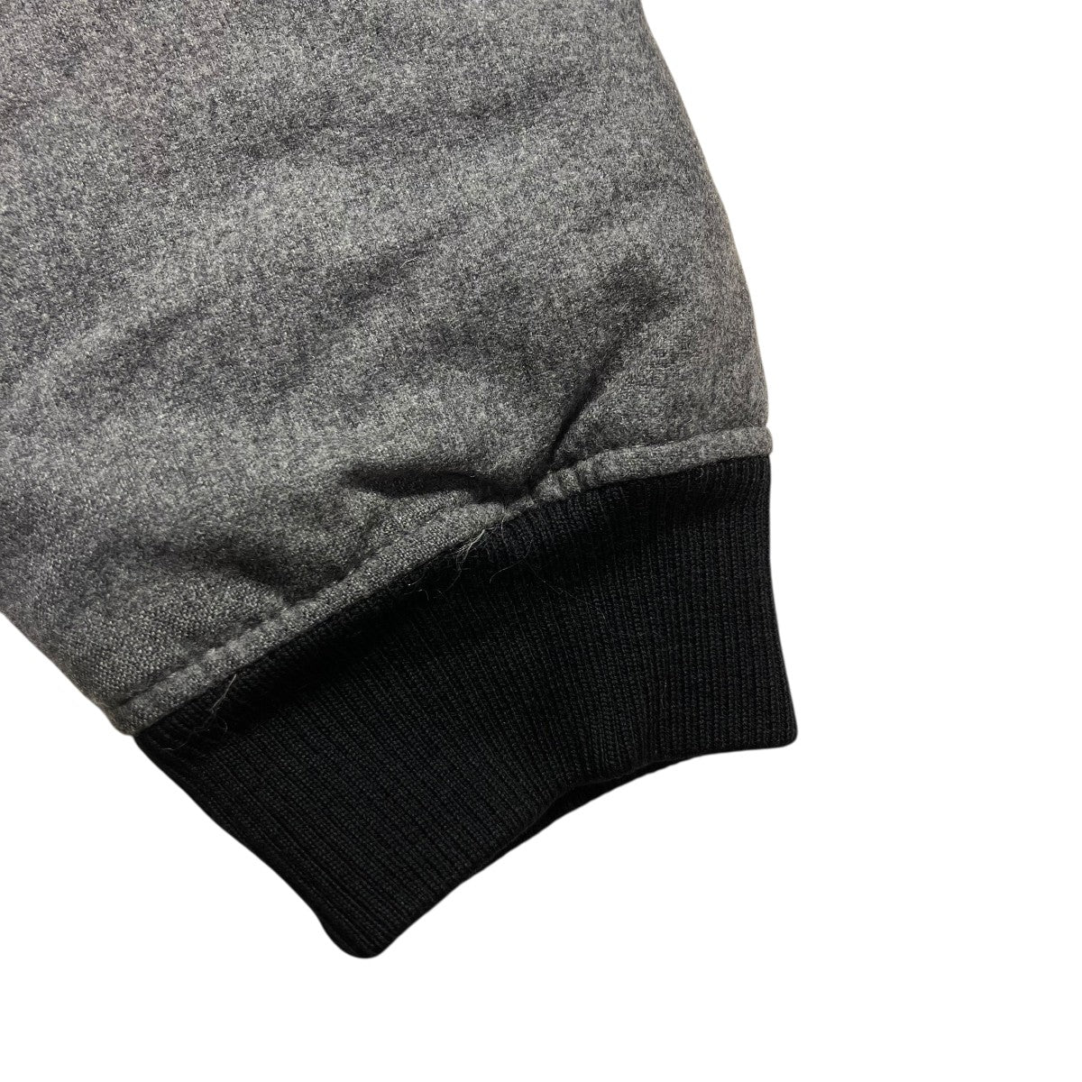 PRADA(プラダ) ダウンジャケットC-TK8925 C-TK8925 グレー サイズ L