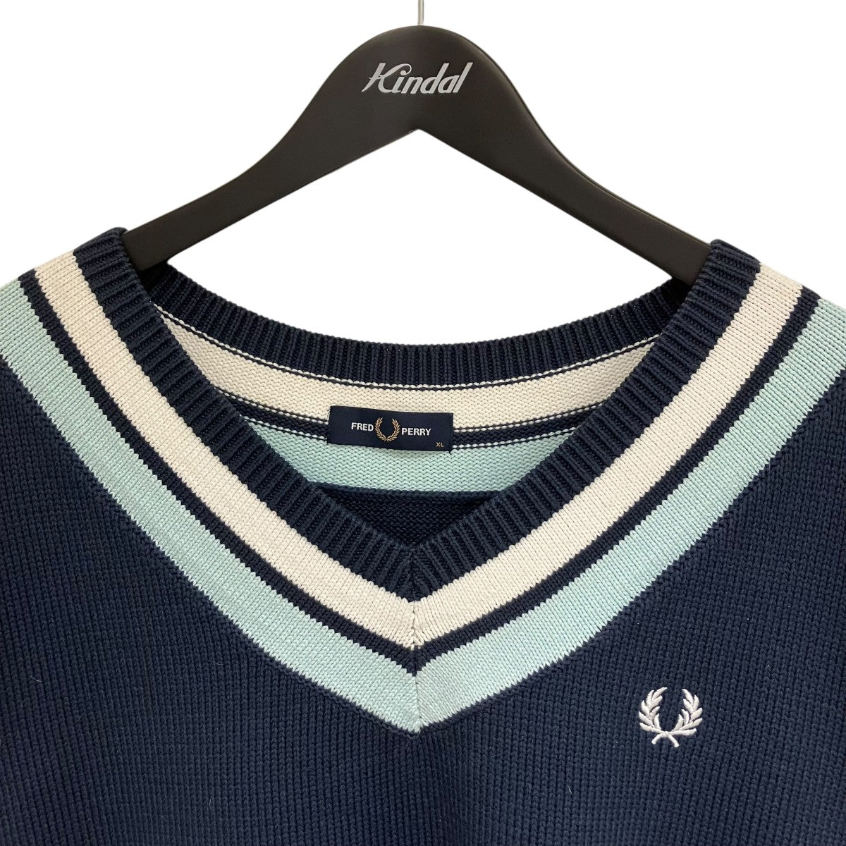 FRED PERRY フレッドペリー　ネイビー ベスト FRED PERRY（フレッドペリー）の「Waffle Stitch Vest（ベスト