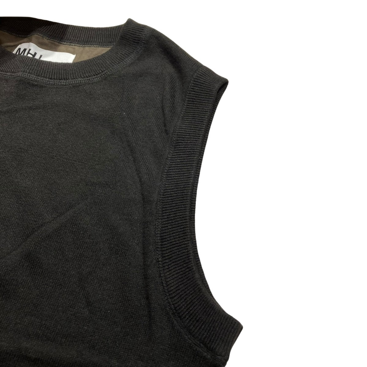 MHL(エムエイチエル) FINE SLUB COTTON LINENニットベスト595