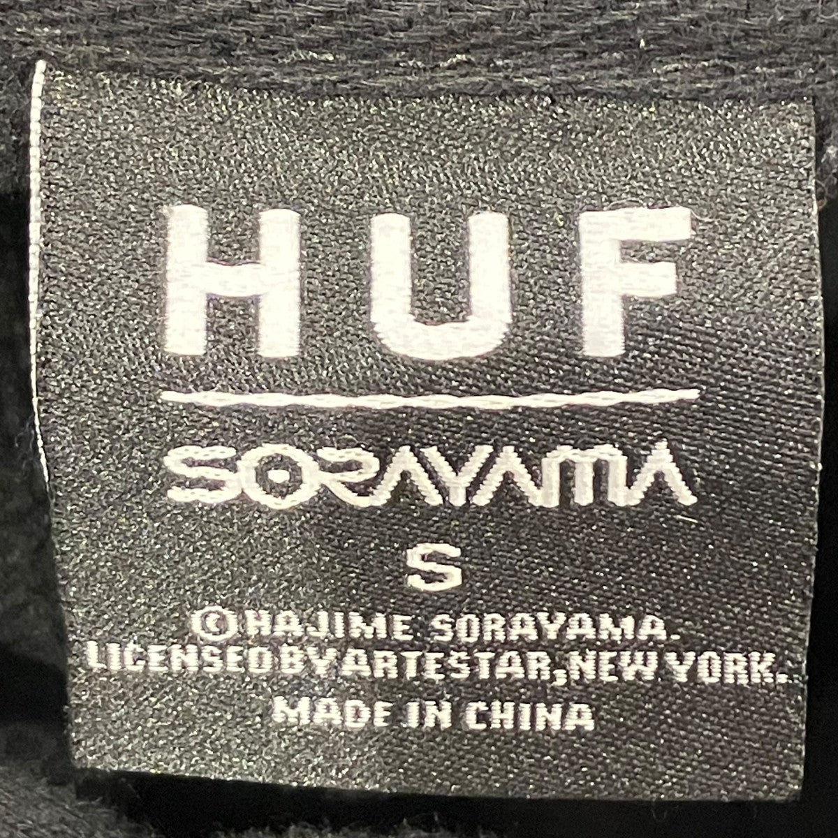 HUF×空山基 プルオーバーパーカー ブラック サイズ S｜【公式