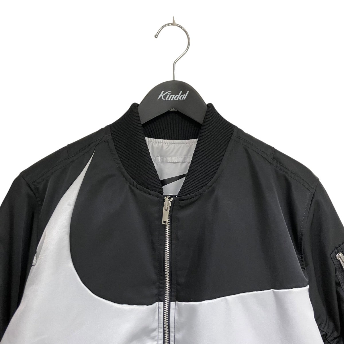 NIKE(ナイキ) SWOOSH BOMBER JACKETリバーシブルフライトジャケット