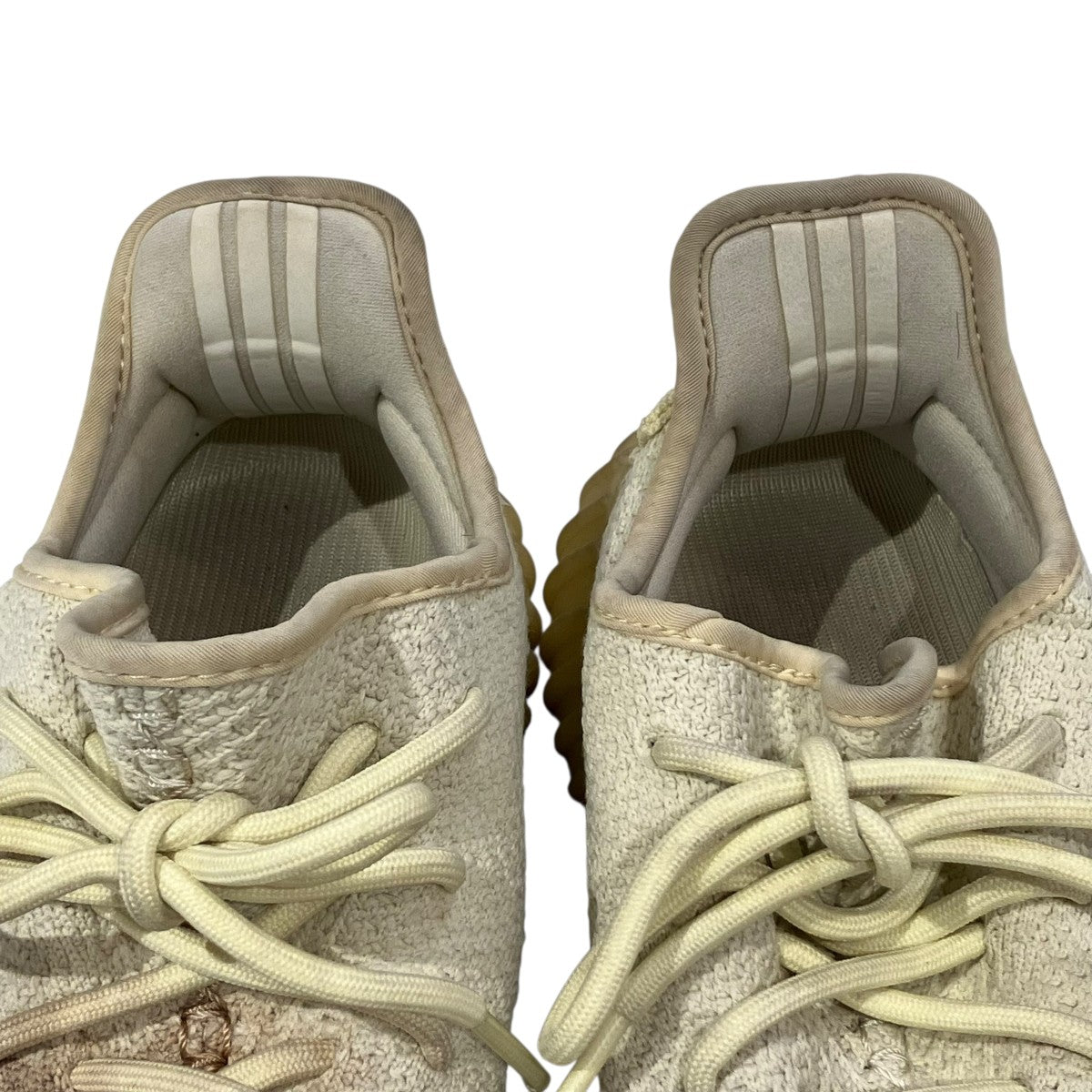 adidas(アディダス) YEEZY BOOST 350 V2 BUTTERローカットスニーカー 