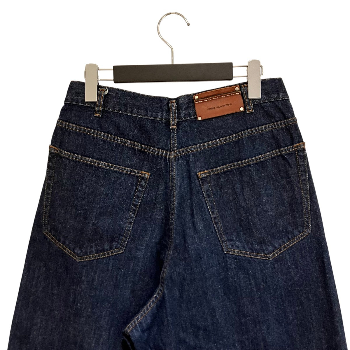 タックデニムパンツ