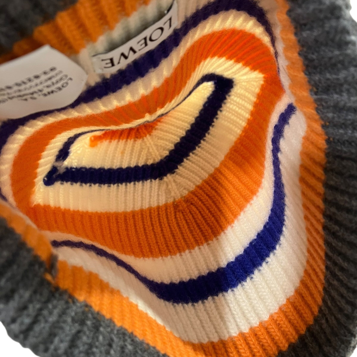 LOEWE アナグラム パッチボーダービーニーニット帽 古着・中古-4枚目のアイテム画像