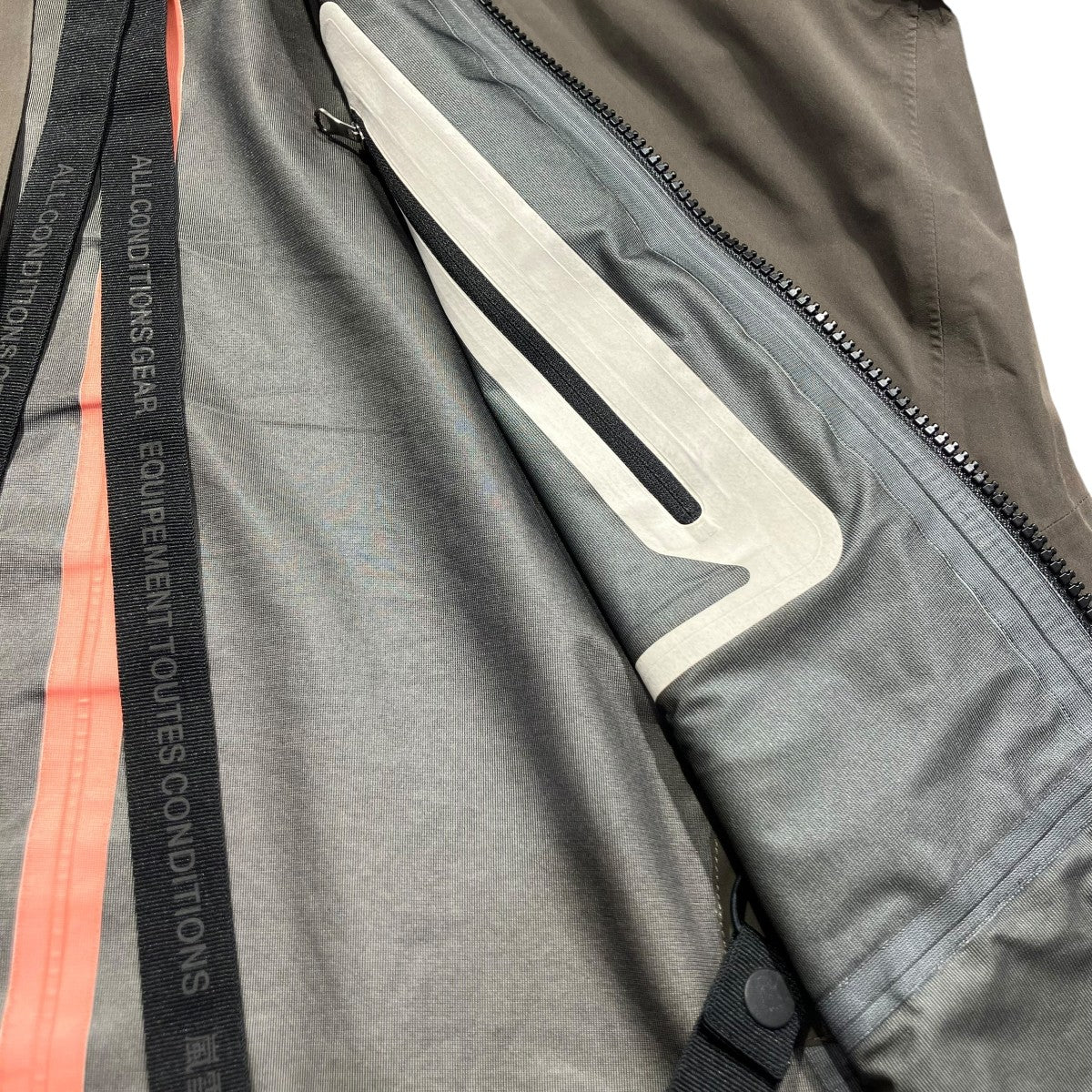 ALPINE JACKETマウンテンパーカー851976-325