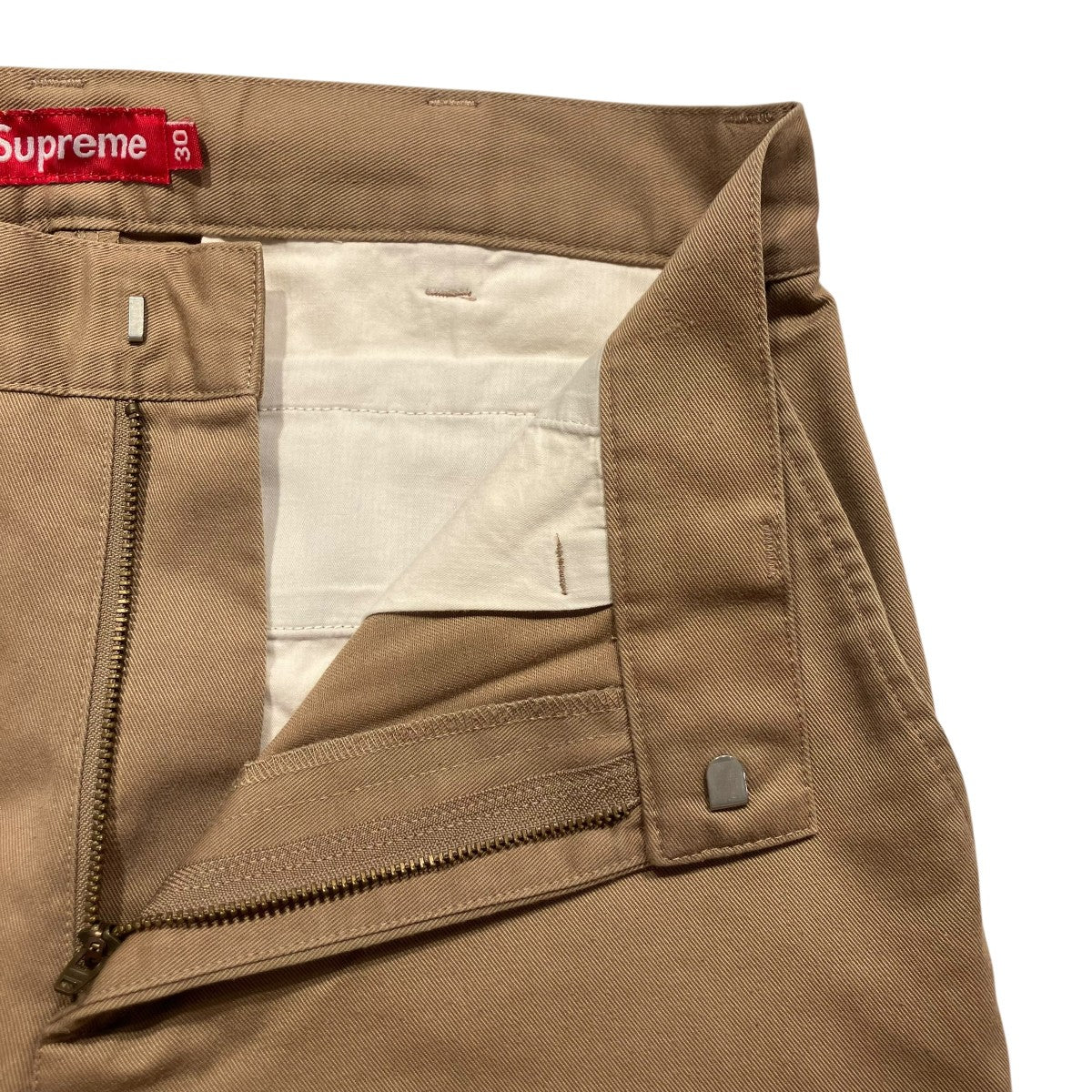Supreme ベージュ チノパン 36 中古・古着通販】SUPREME (シュプリーム) チノパン ベージュ サイズ:30