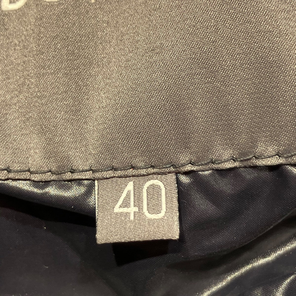 FEBEDUEダウンベスト32-D.911.00.U