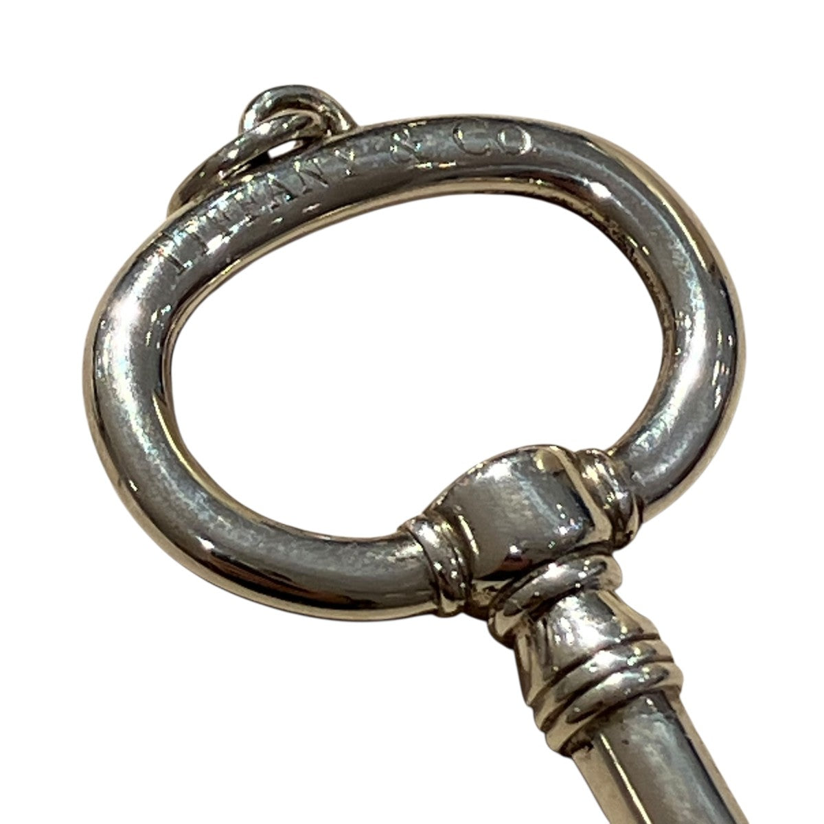 オーバールキー ラージファッションアクセサリー