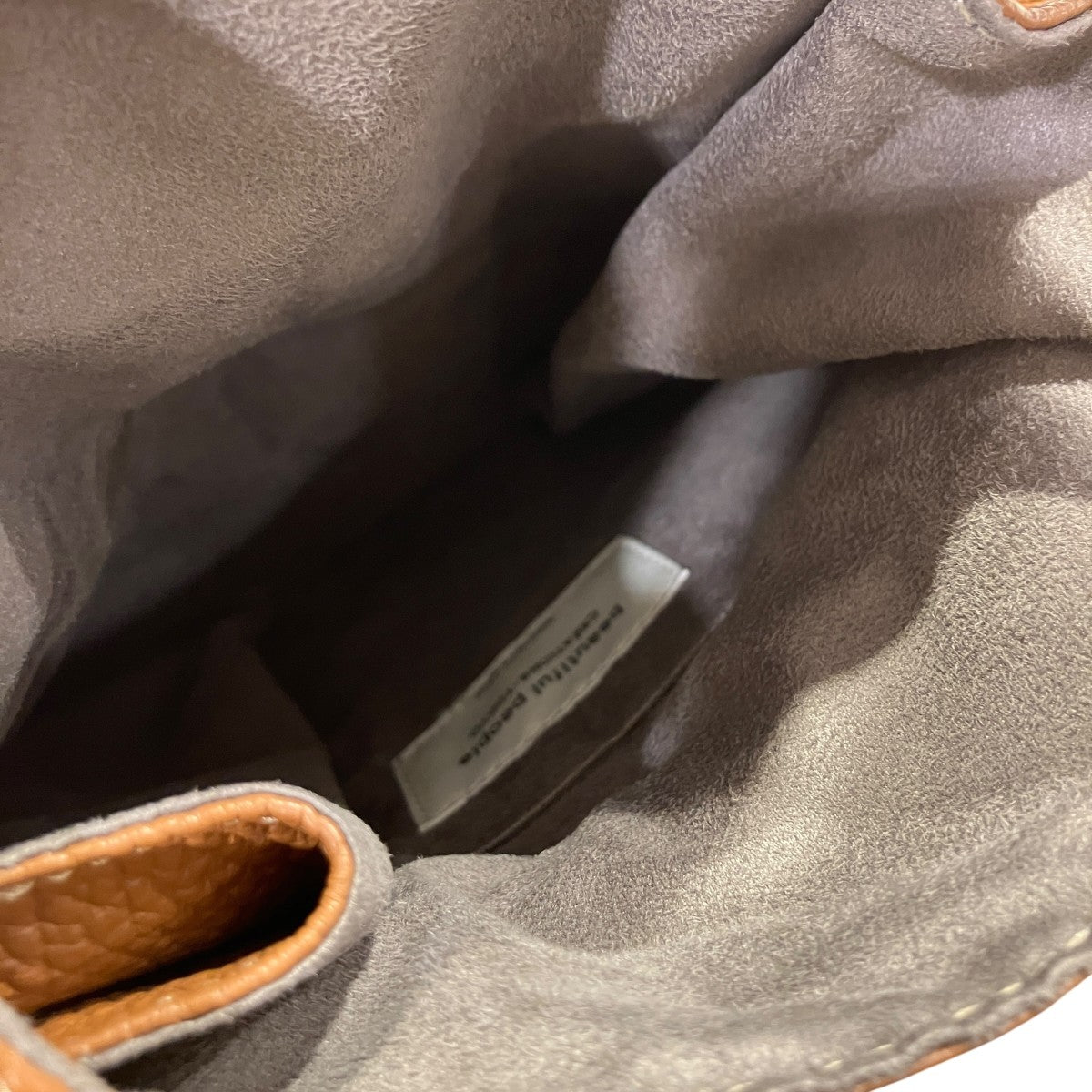 beautiful people market shoulder bag in shrink leatherレザーショルダーバッグ 古着・中古-5枚目のアイテム画像