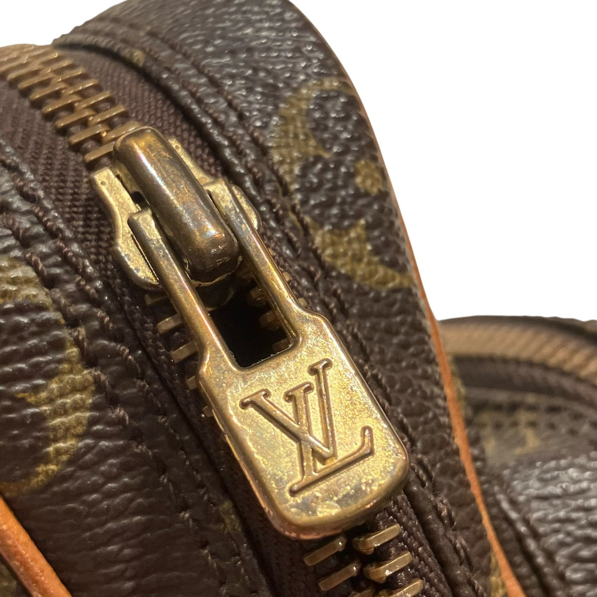 モノグラムミニアマゾンショルダーバックM45238