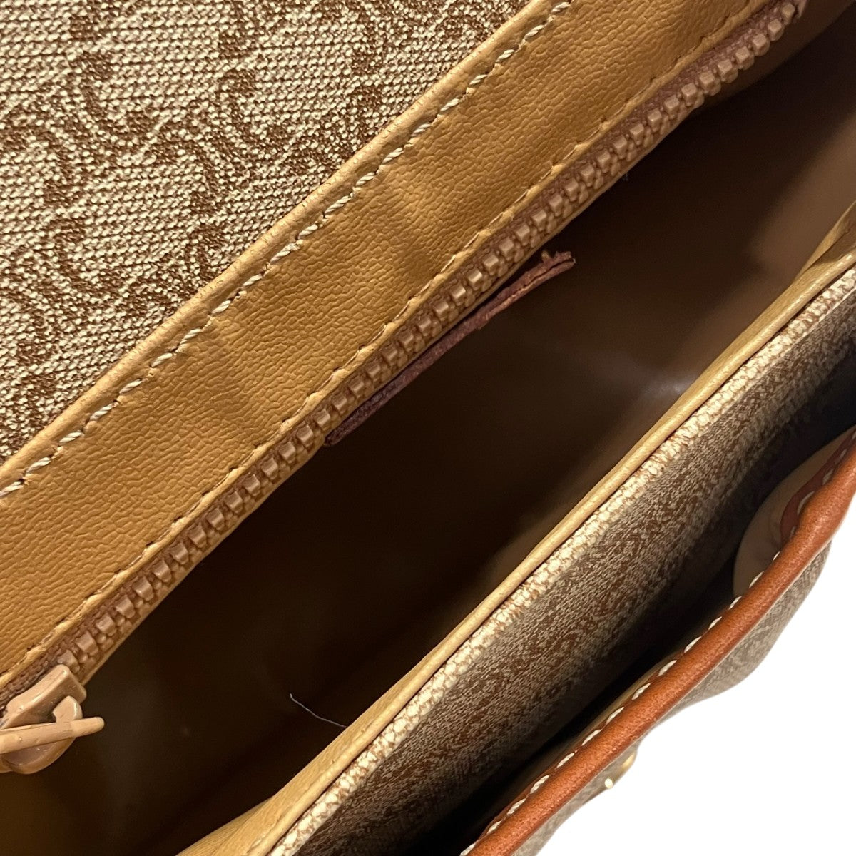 CELINE トリオンフショルダーバッグ 古着・中古-6枚目のアイテム画像