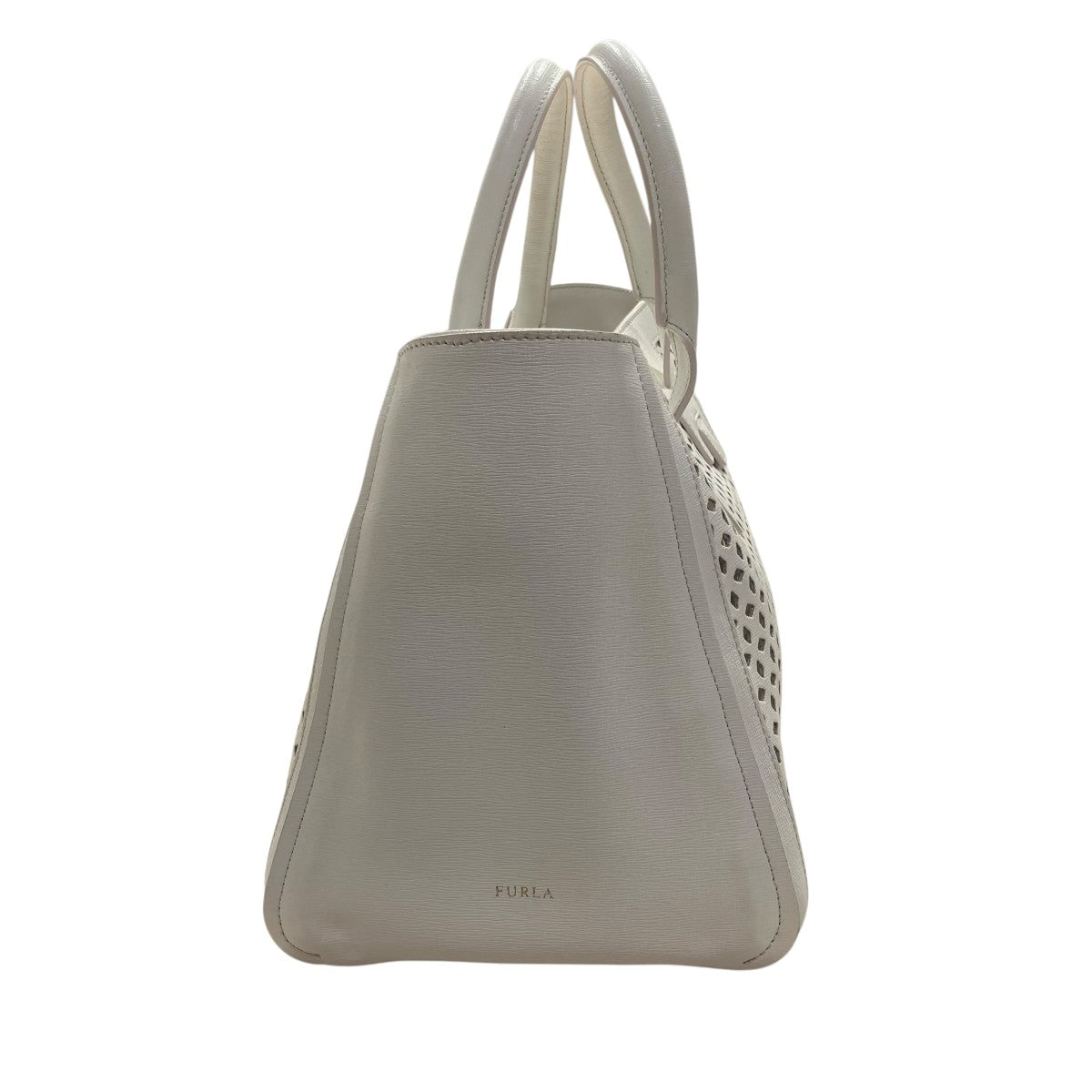 FURLA 牛革パンチングトートバッグ163348 古着・中古-3枚目のアイテム画像